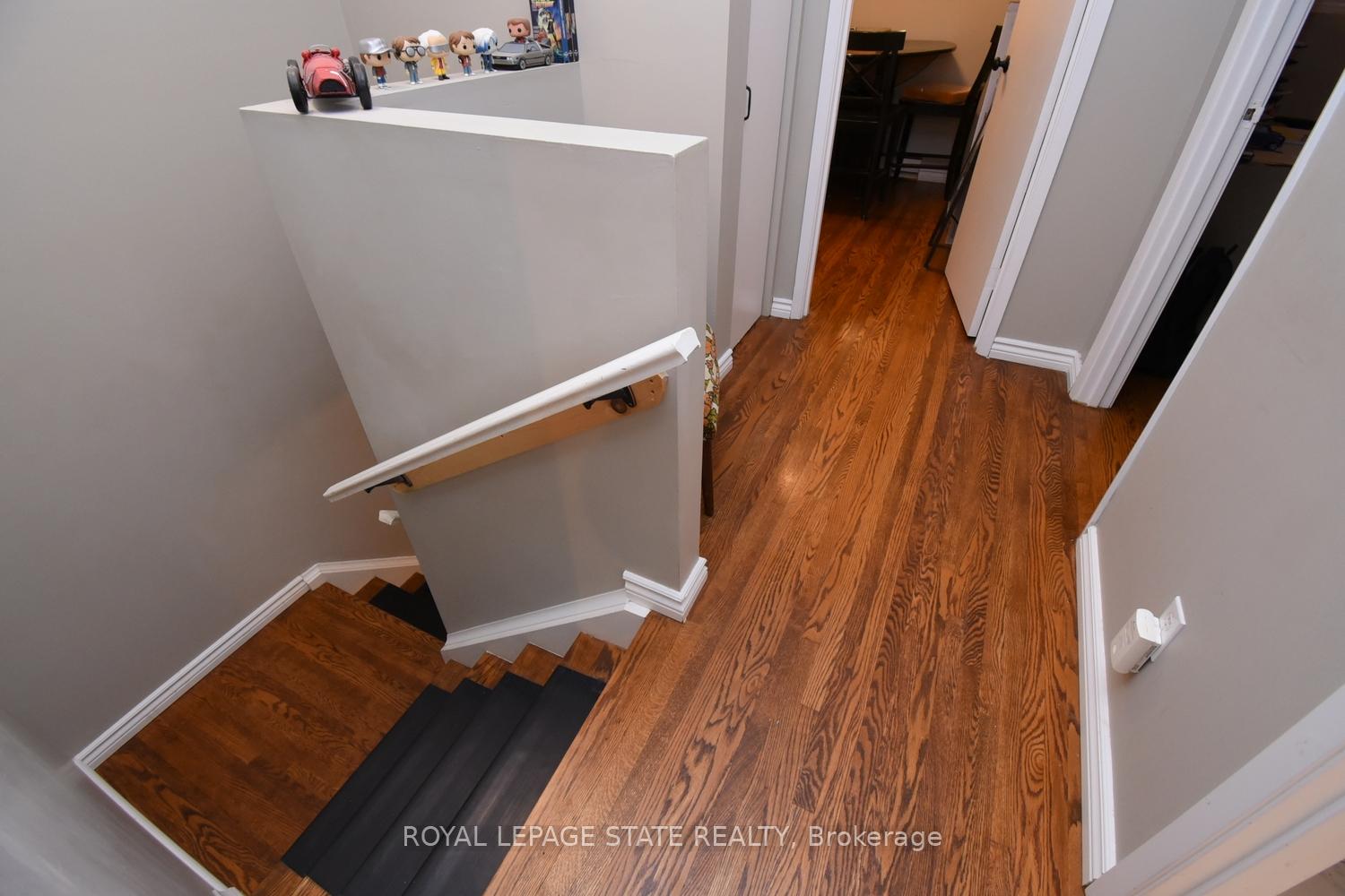 Photo 14 of Unit 27, 125 Livingston Avenue, Grimsby, Grimsby West — HOMEH