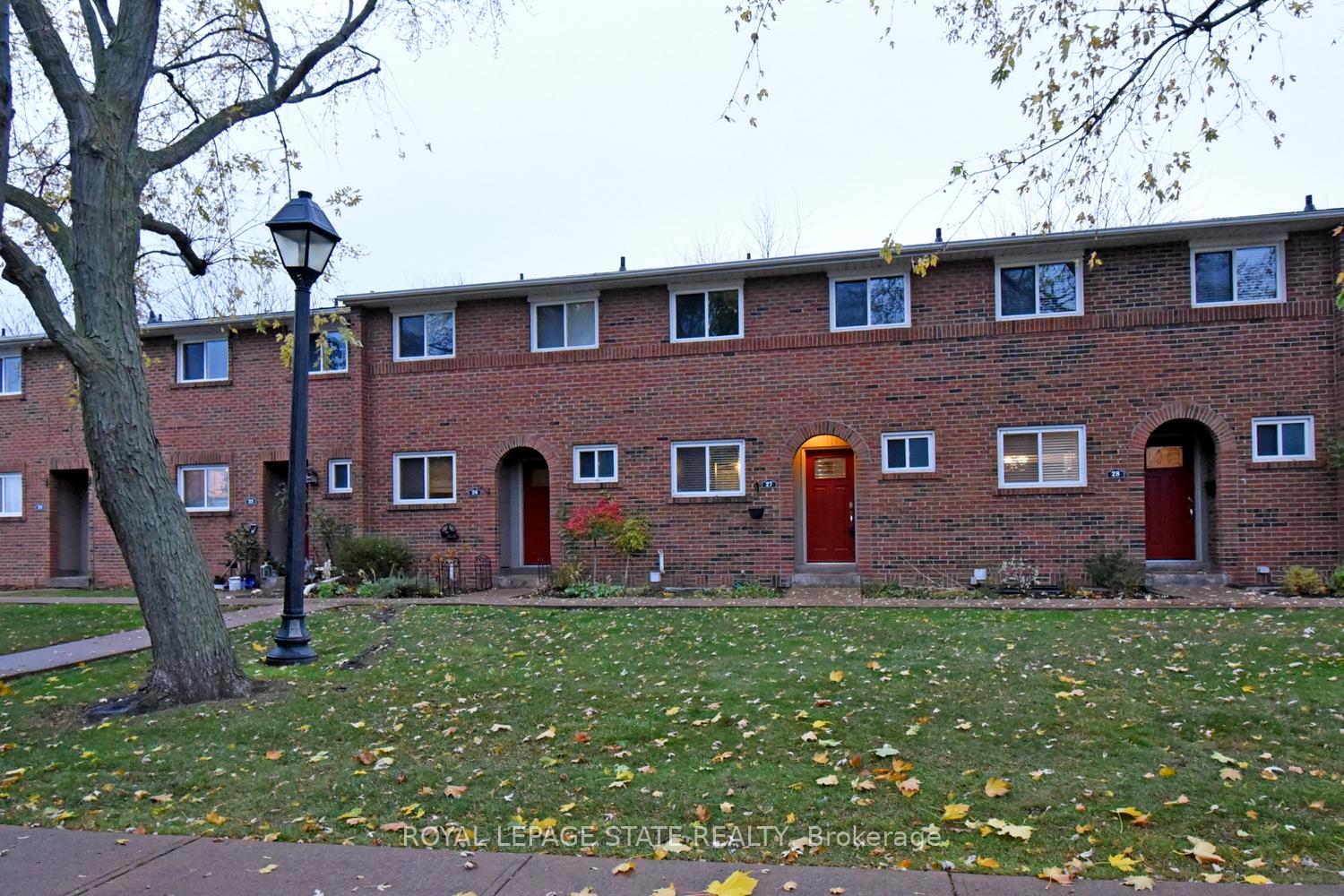 Photo 30 of Unit 27, 125 Livingston Avenue, Grimsby, Grimsby West — HOMEH