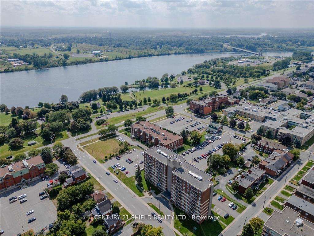 Photo 3 of Unit #112, 121 Water Street W, Cornwall — HOMEH