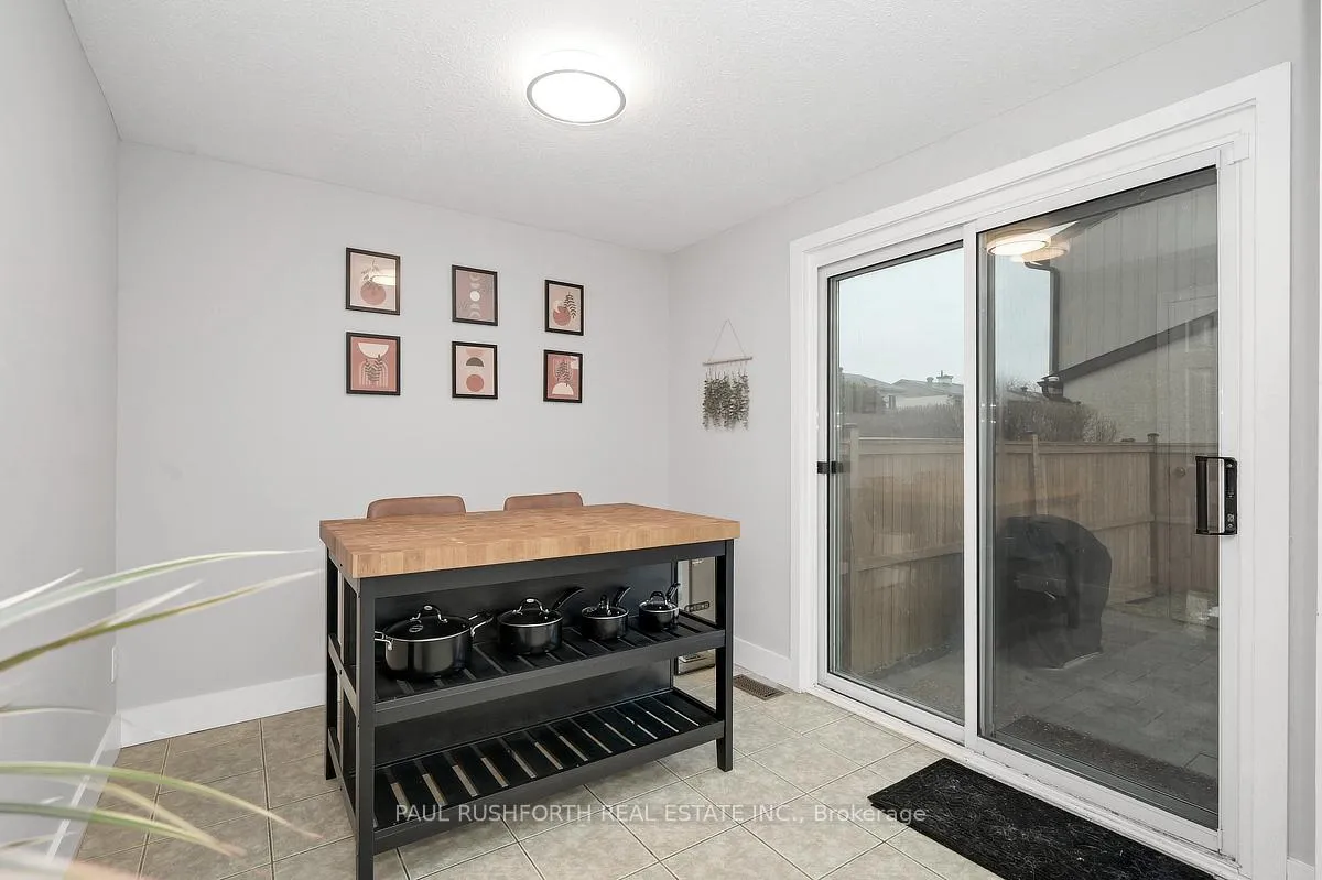 Photo 20 of 2 Dolan Drive, Ottawa, Barrhaven - Pheasant Run — HOMEH