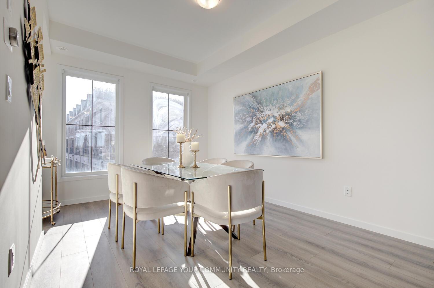 Photo 4 of 14 Seacoasts Circle, Vaughan, Maple — HOMEH