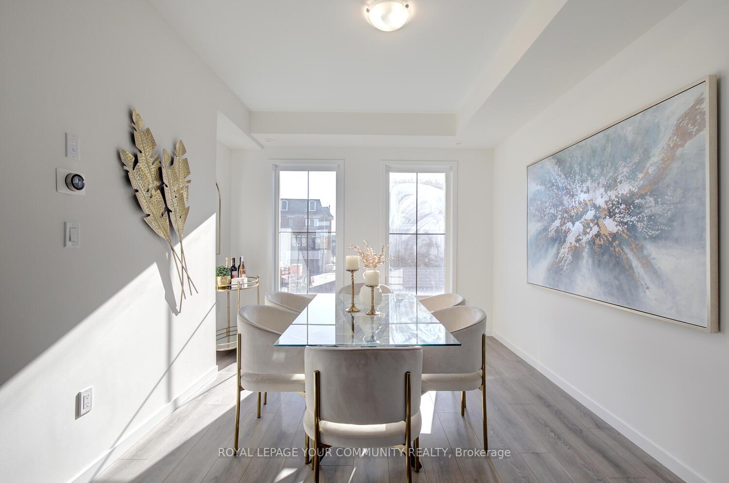 Photo 8 of 14 Seacoasts Circle, Vaughan, Maple — HOMEH