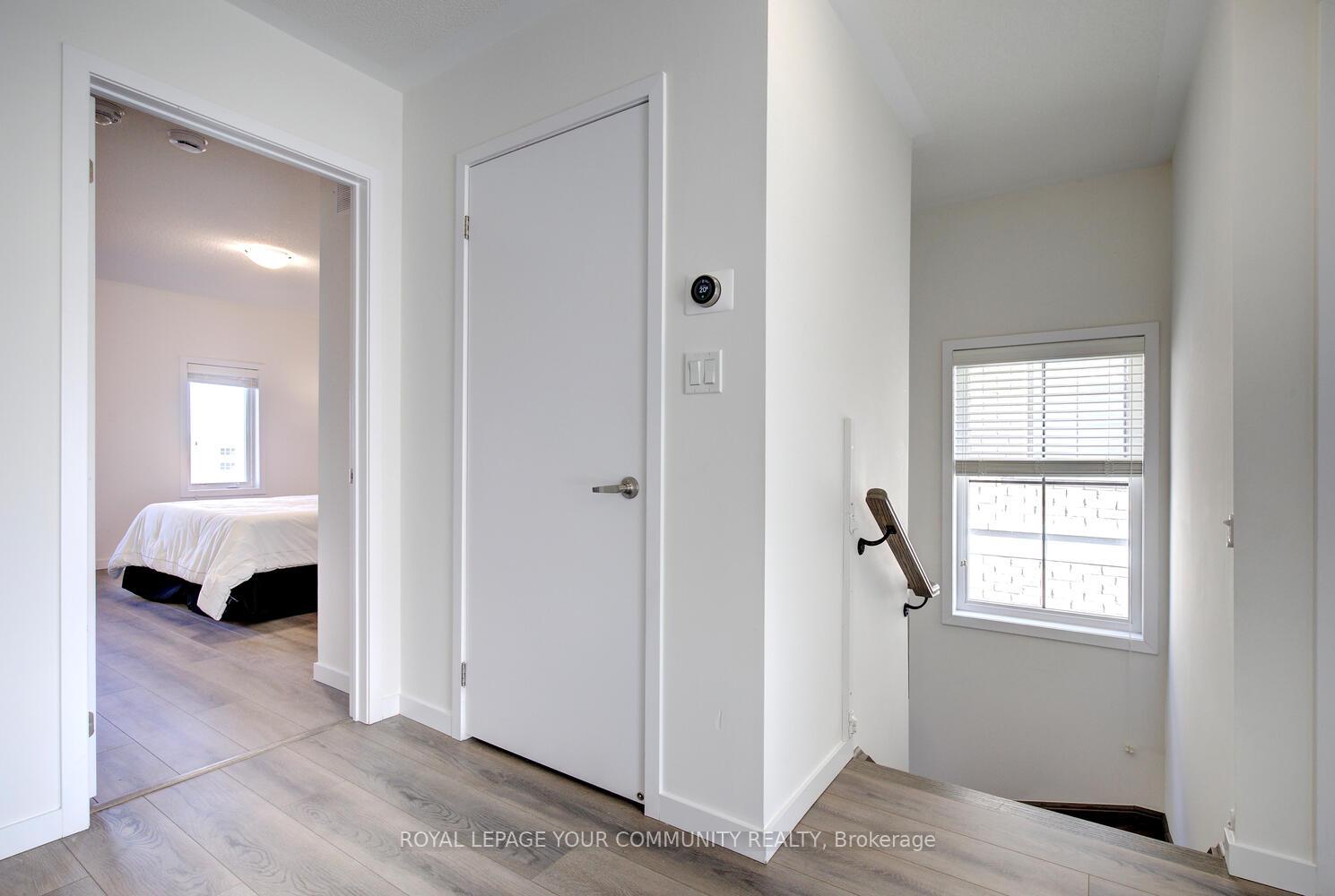Photo 31 of 14 Seacoasts Circle, Vaughan, Maple — HOMEH