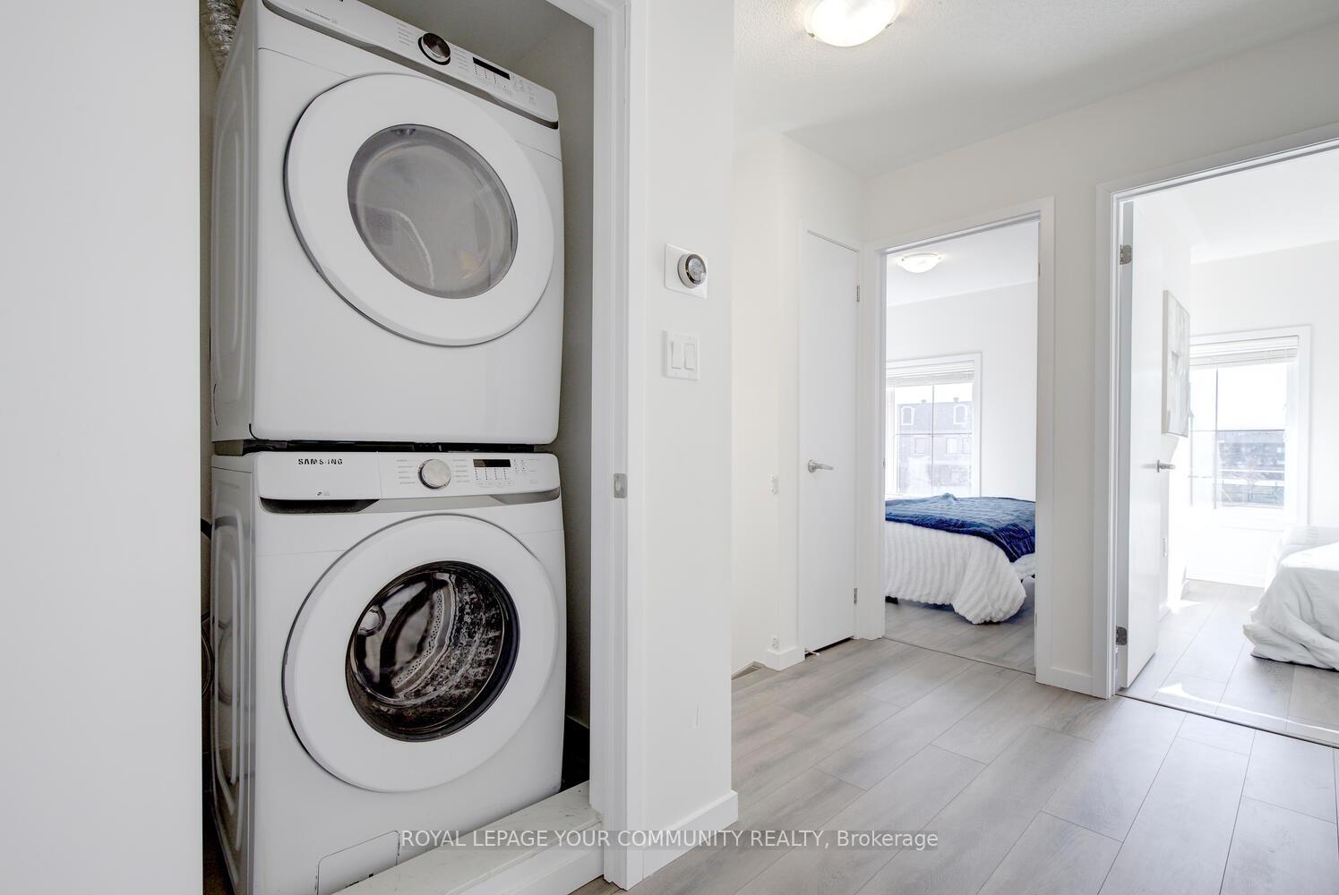 Photo 33 of 14 Seacoasts Circle, Vaughan, Maple — HOMEH