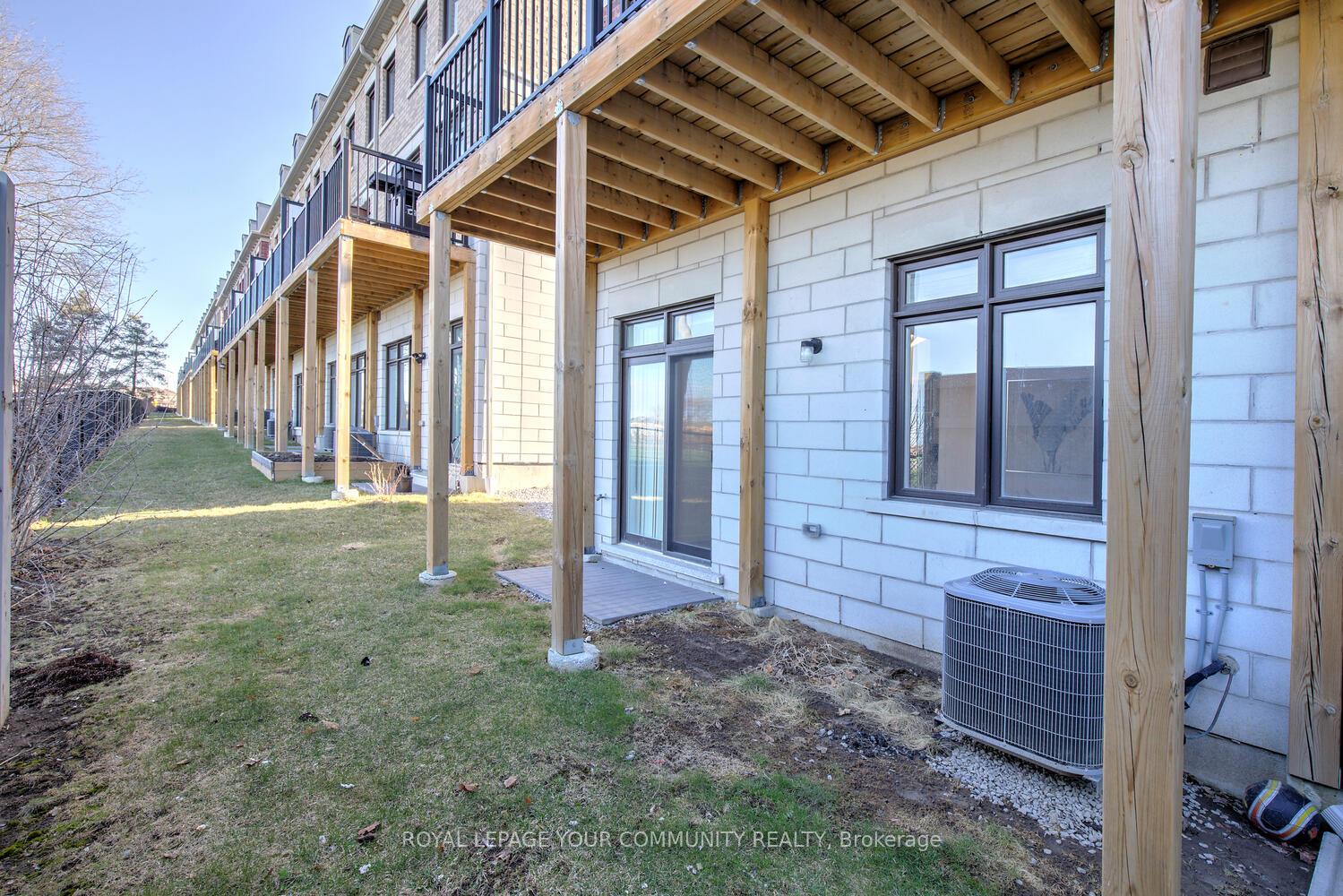 Photo 50 of 14 Seacoasts Circle, Vaughan, Maple — HOMEH