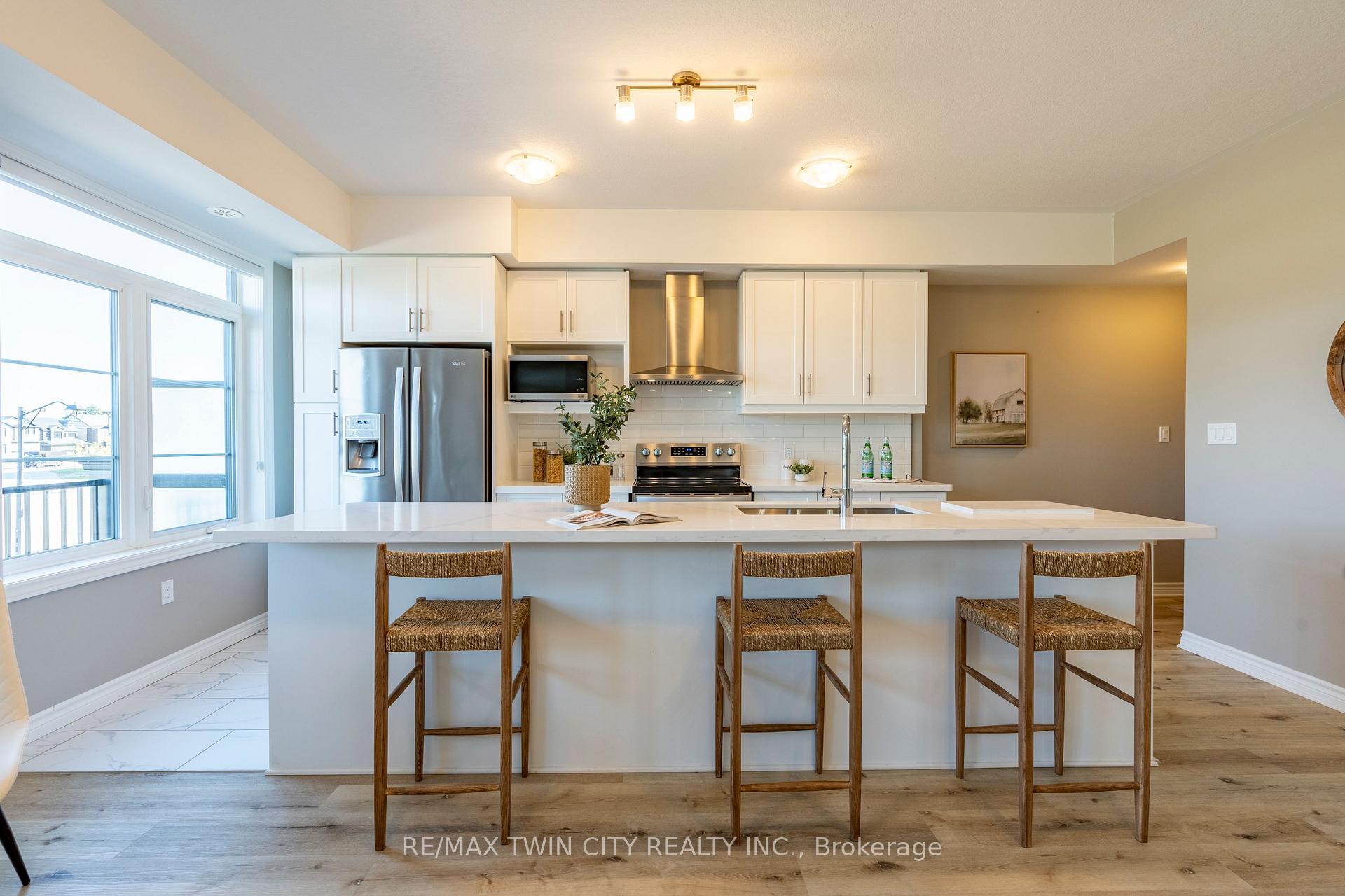 Photo 7 of 152 Wheat Lane, Kitchener — HOMEH