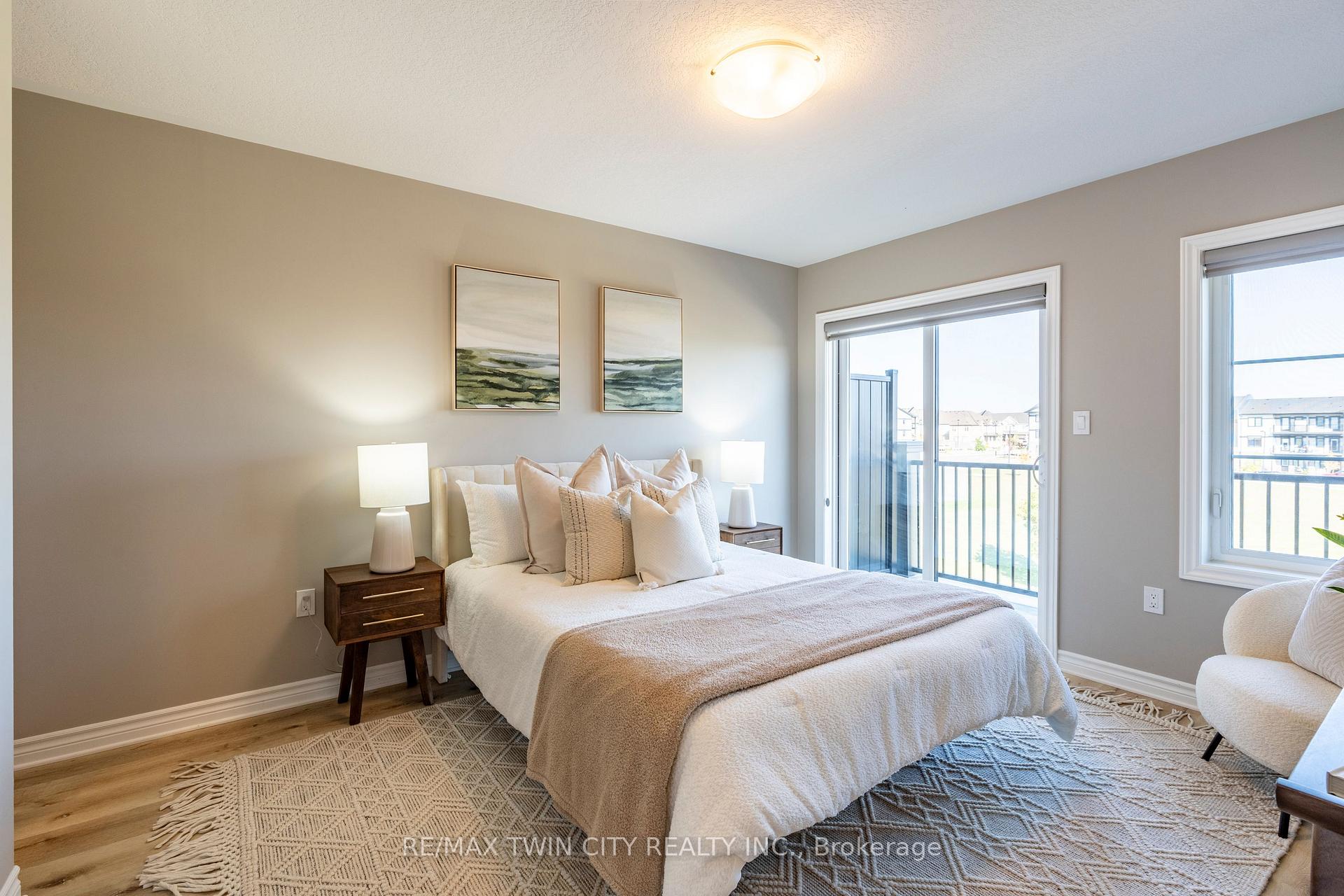 Photo 16 of 152 Wheat Lane, Kitchener — HOMEH