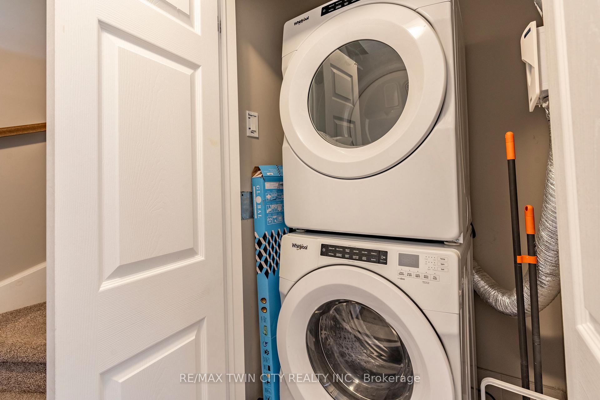 Photo 21 of 152 Wheat Lane, Kitchener — HOMEH