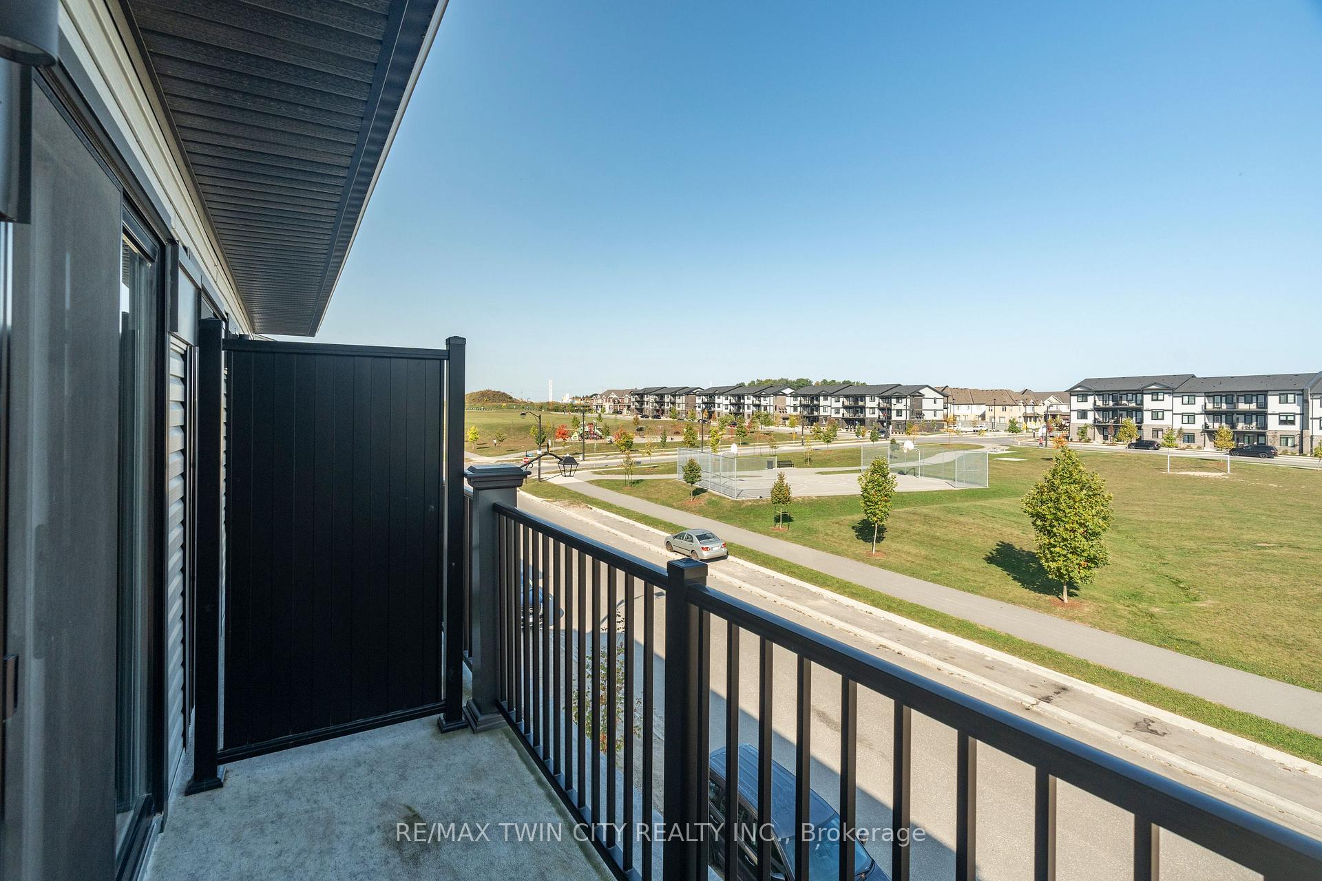 Photo 24 of 152 Wheat Lane, Kitchener — HOMEH