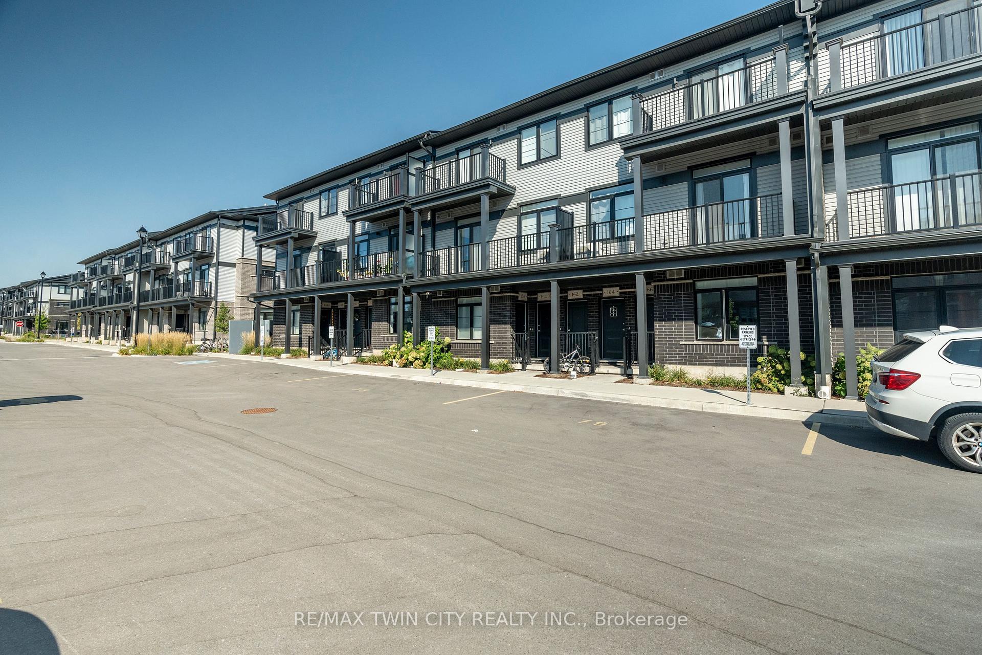 Photo 27 of 152 Wheat Lane, Kitchener — HOMEH