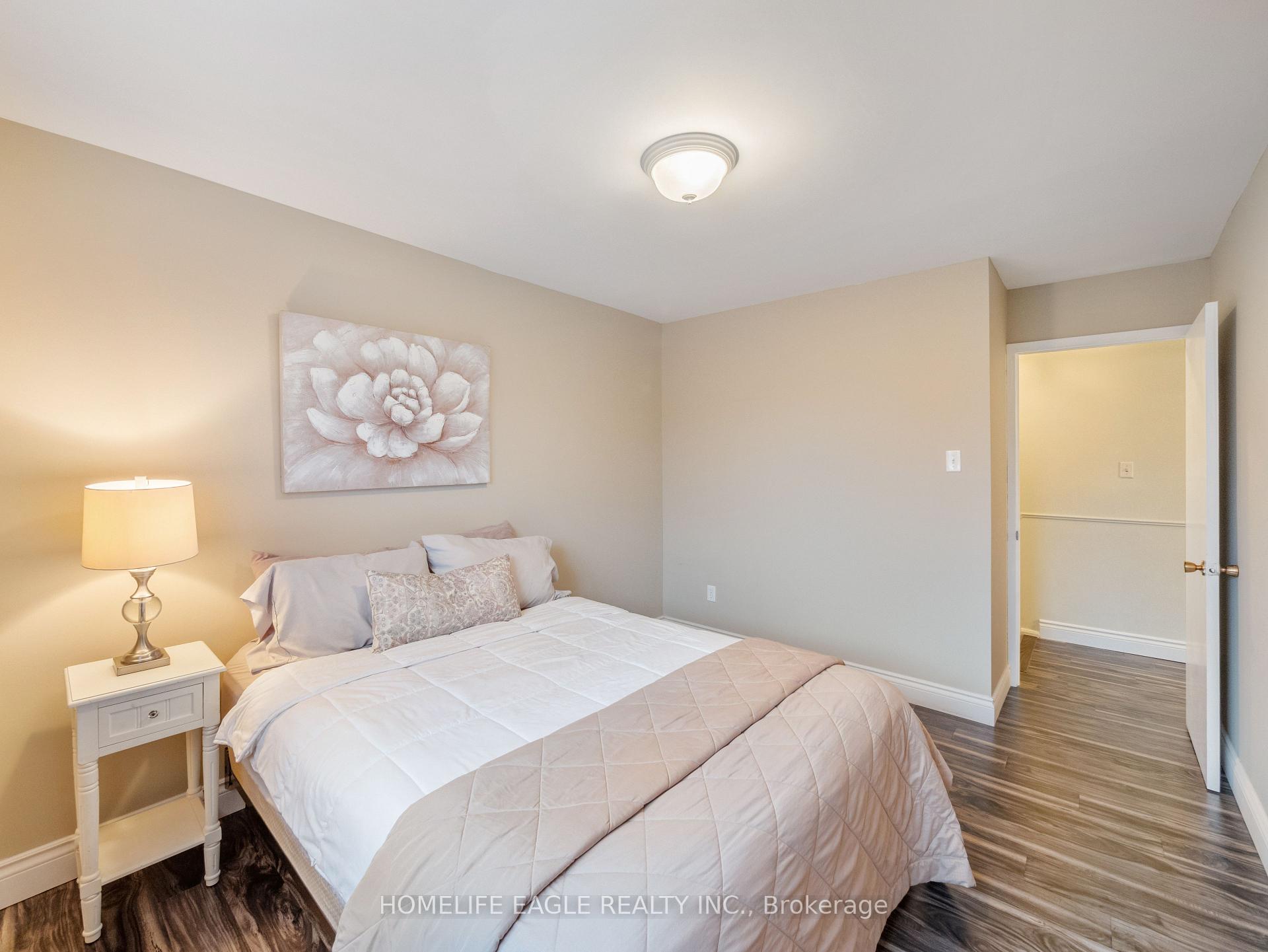 Photo 11 of Unit 47, 64 Poplar Crescent, Aurora, Aurora Highlands — HOMEH