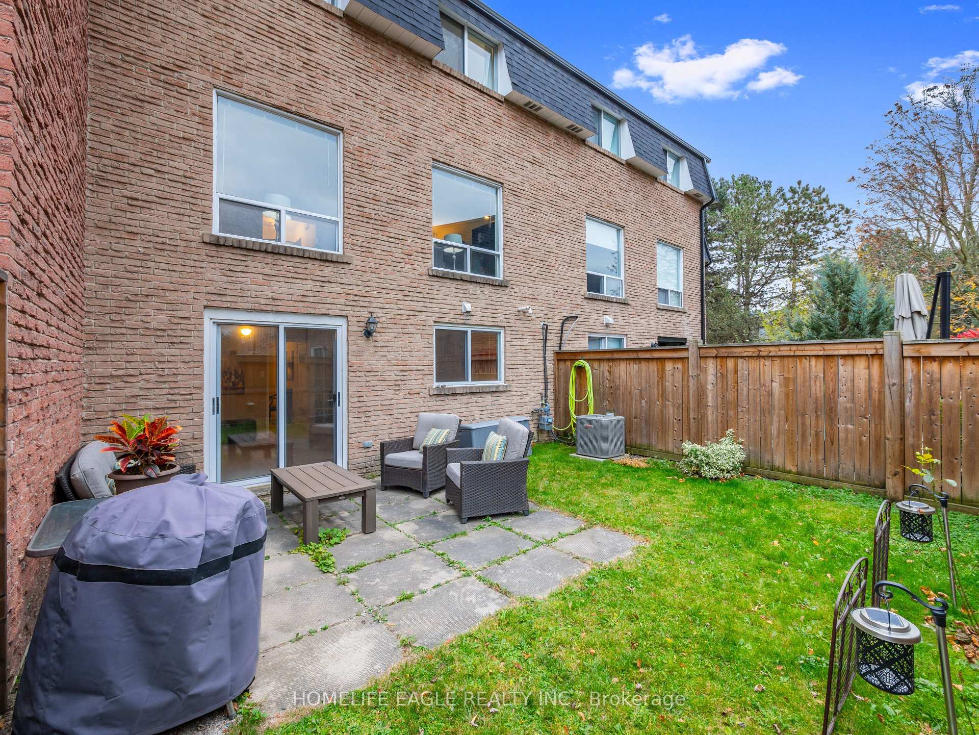 Photo 16 of Unit 47, 64 Poplar Crescent, Aurora, Aurora Highlands — HOMEH