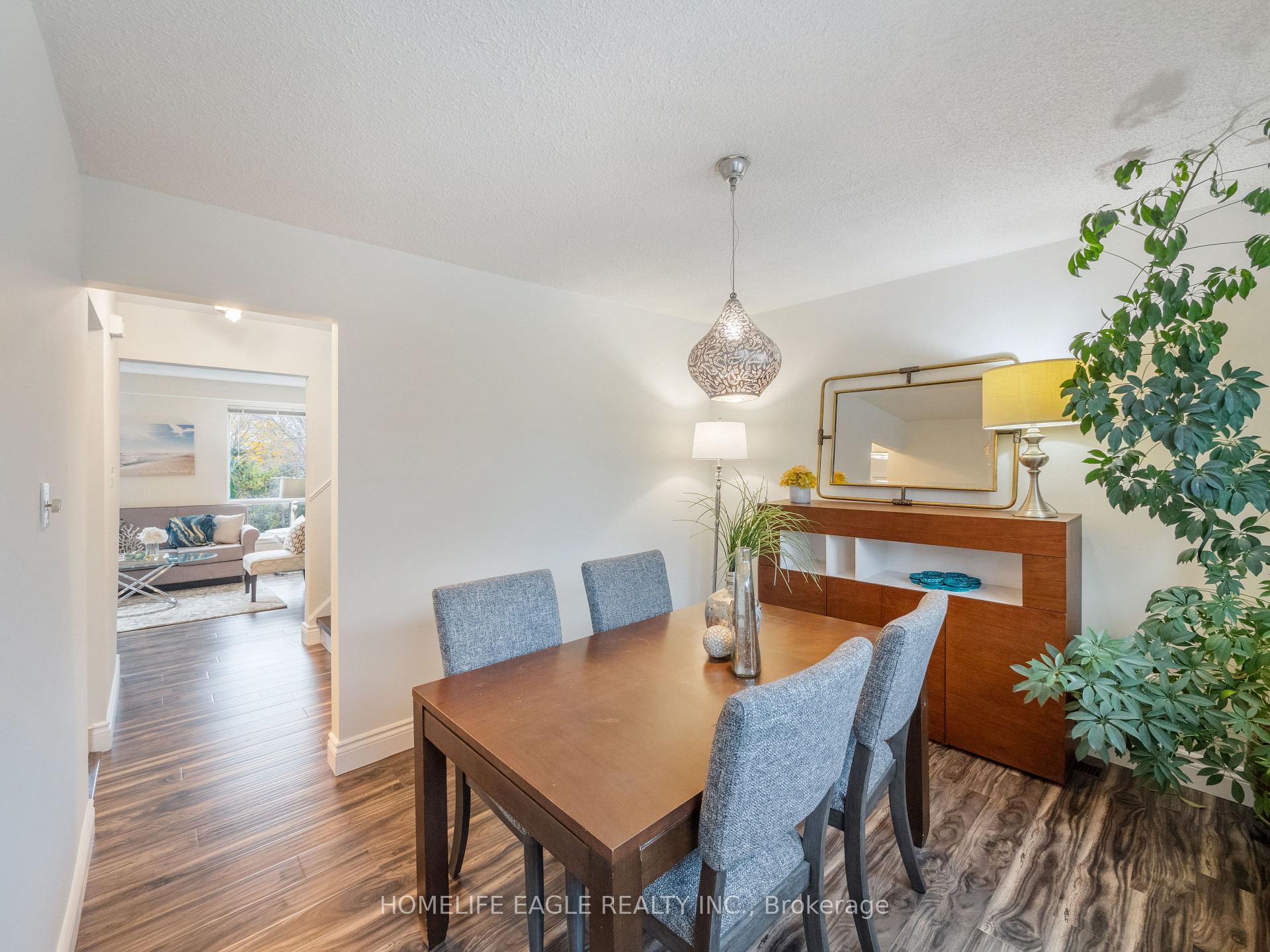 Photo 19 of Unit 47, 64 Poplar Crescent, Aurora, Aurora Highlands — HOMEH