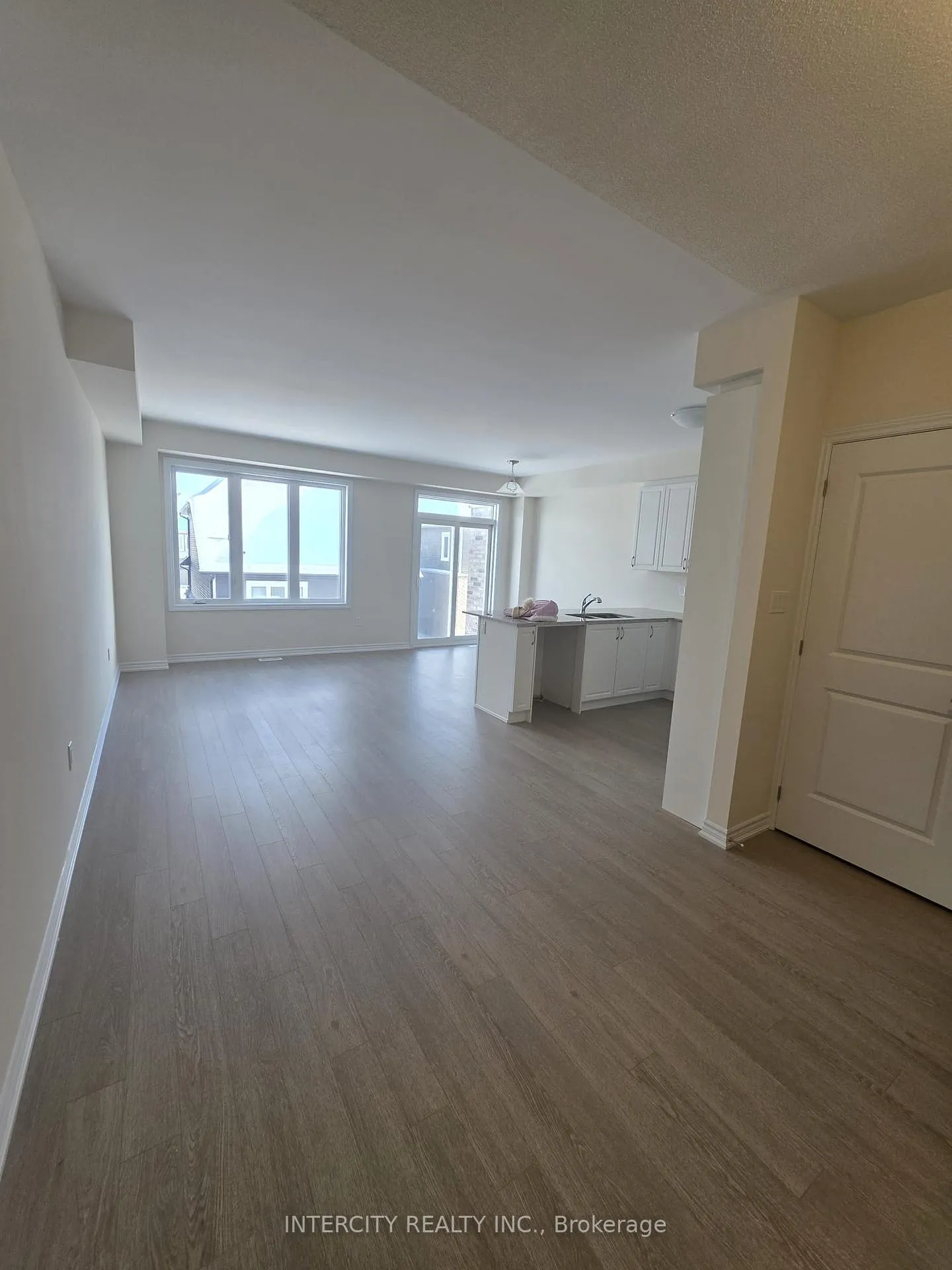 Photo 3 of 103 Gear Avenue, Erin — HOMEH