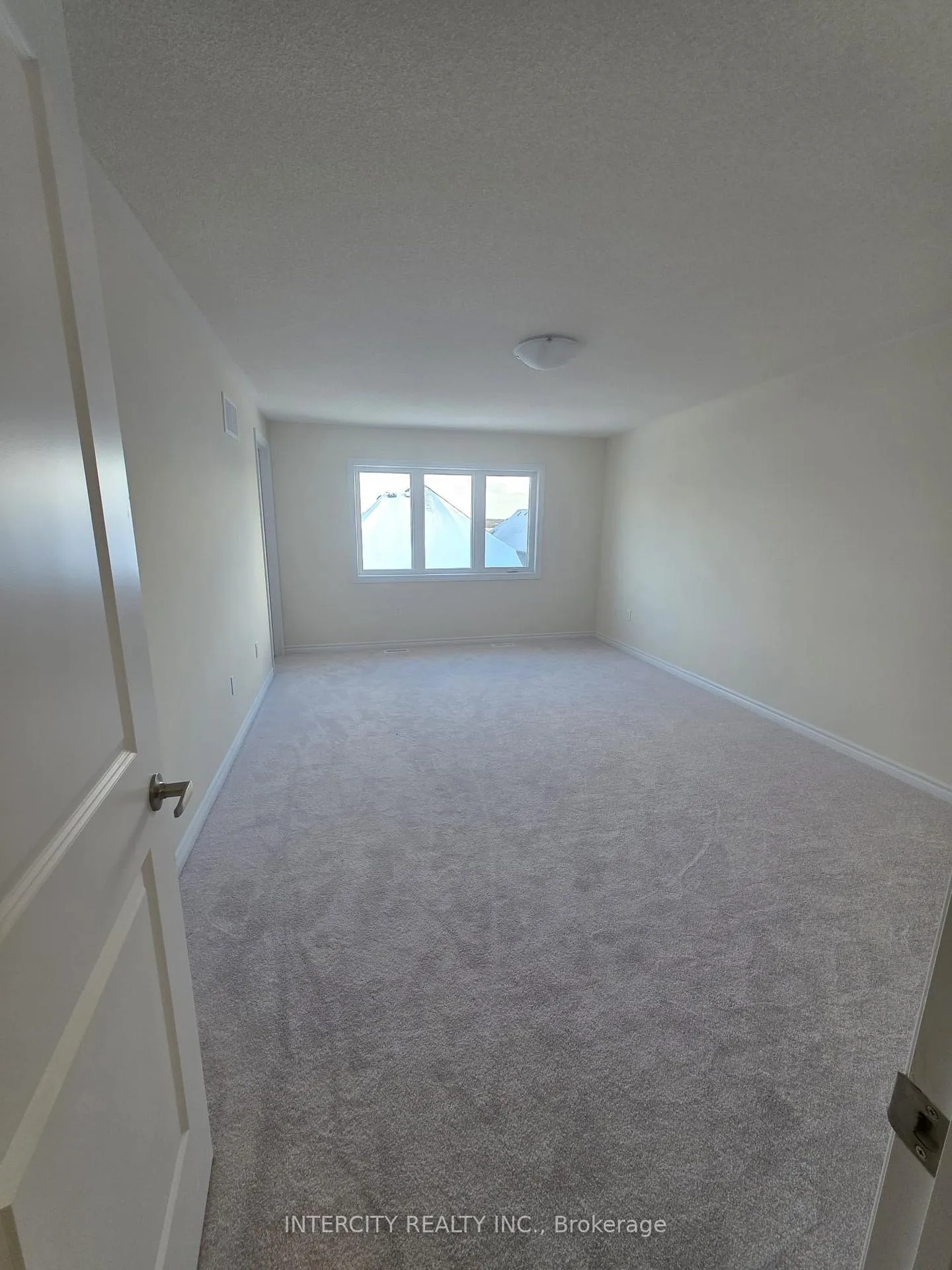 Photo 10 of 103 Gear Avenue, Erin — HOMEH