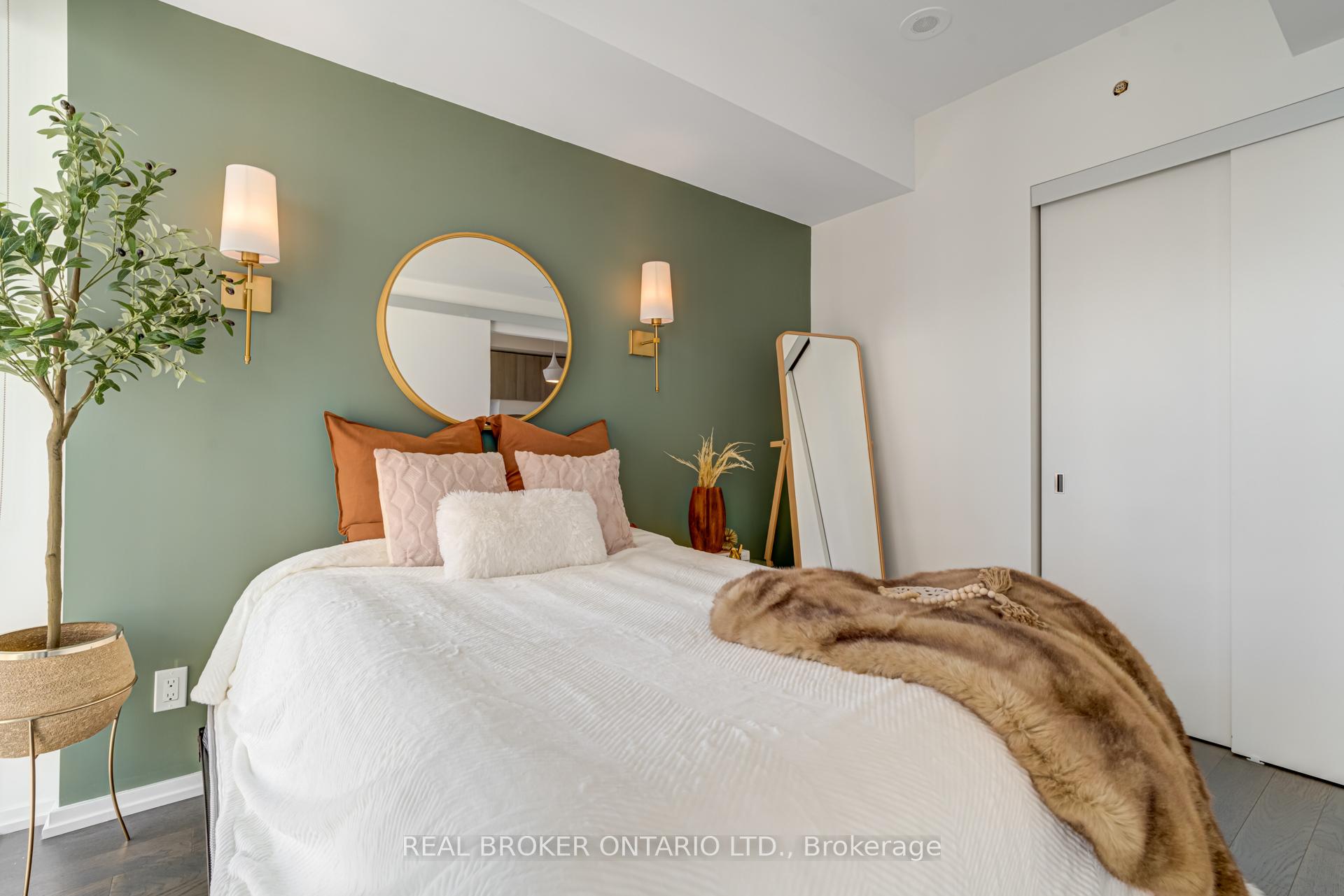 Photo 14 of Unit 2808, 5 Soudan Avenue, Toronto, Mount Pleasant West — HOMEH
