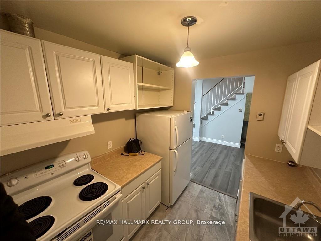 Photo 6 of Unit 32, 2610 Draper Avenue, Ottawa, Redwood Park — HOMEH