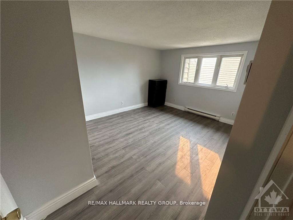 Photo 8 of Unit 32, 2610 Draper Avenue, Ottawa, Redwood Park — HOMEH