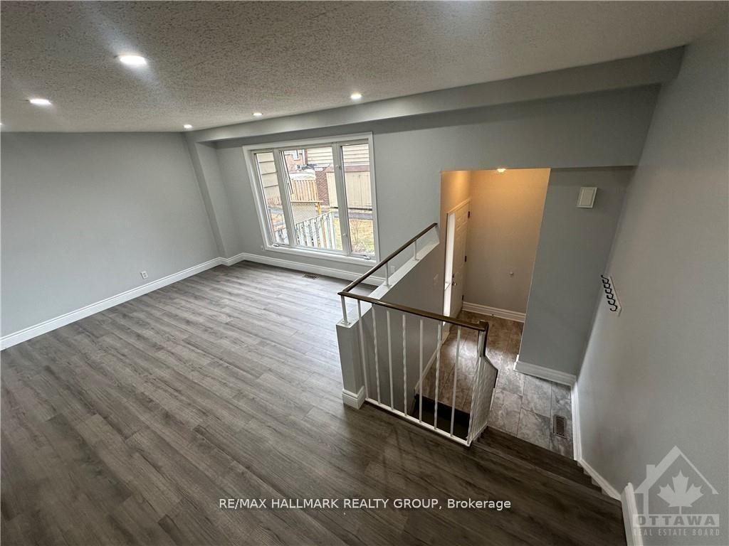 Photo 16 of Unit 32, 2610 Draper Avenue, Ottawa, Redwood Park — HOMEH