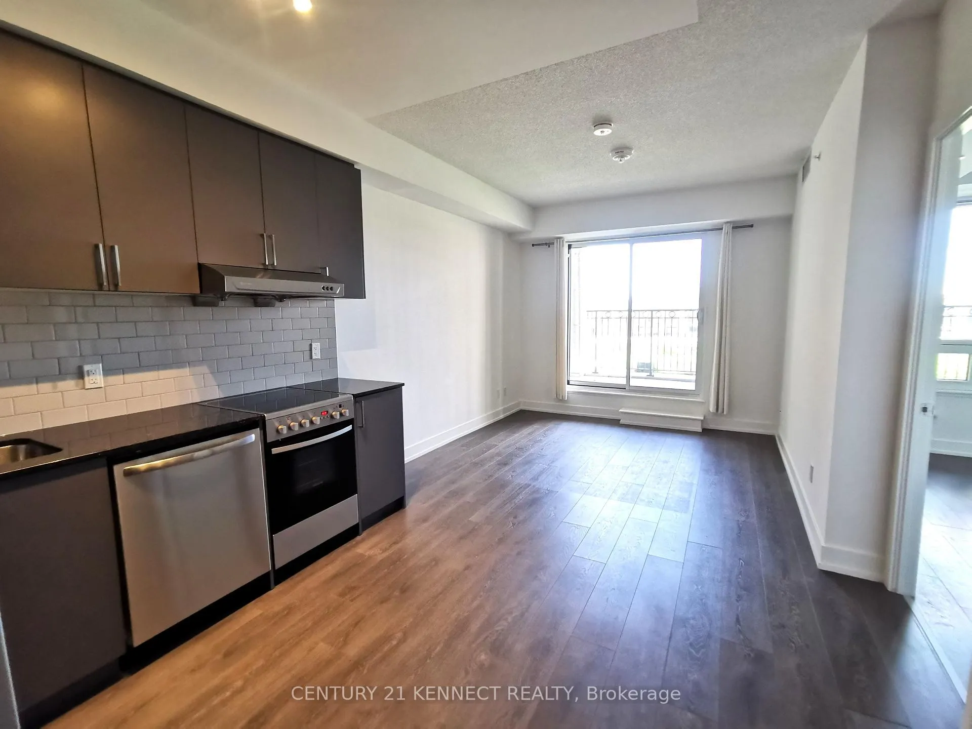 Photo 4 of Unit 307W, 268 Buchanan Drive, Markham, Unionville — HOMEH