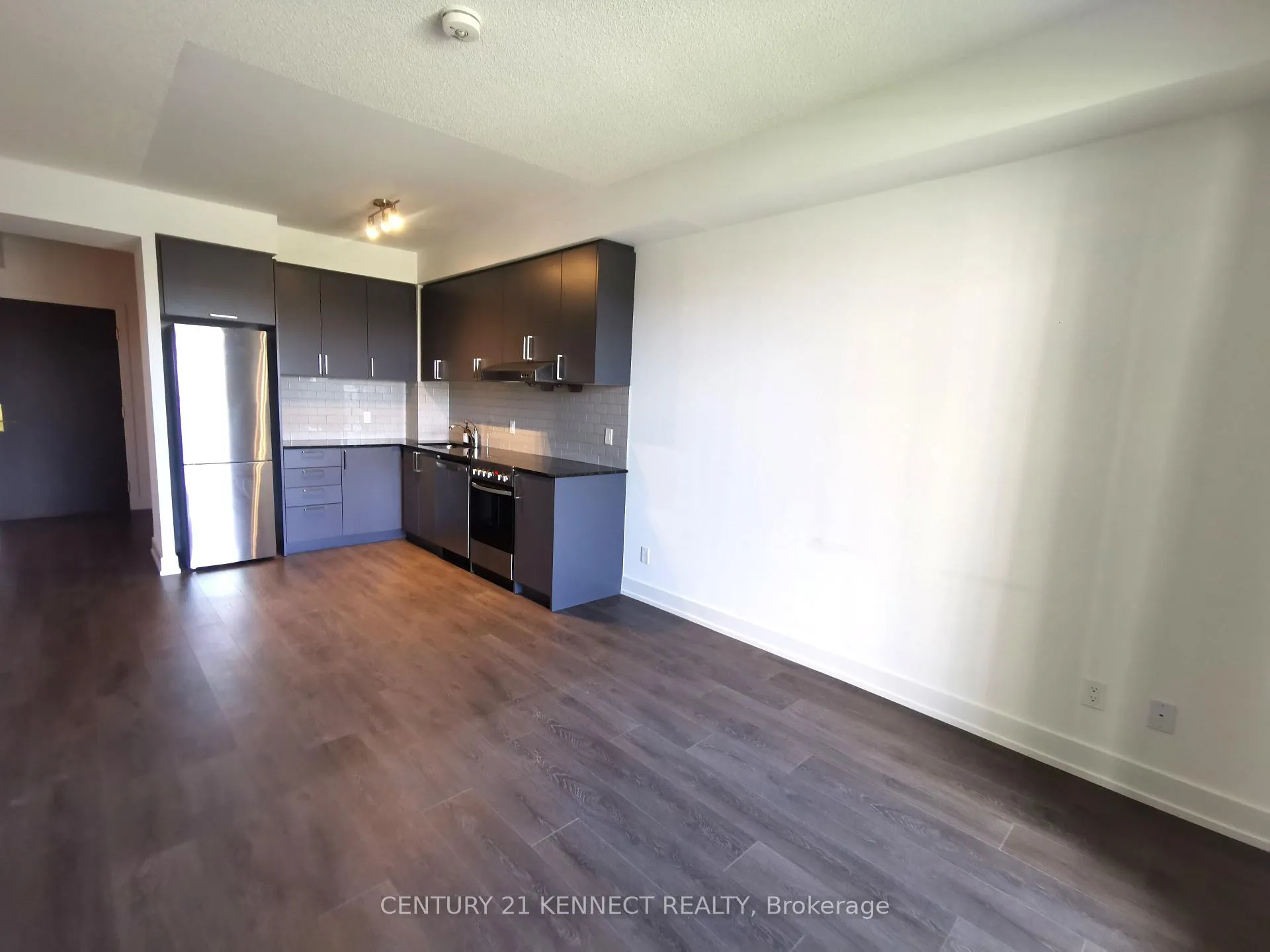 Photo 7 of Unit 307W, 268 Buchanan Drive, Markham, Unionville — HOMEH