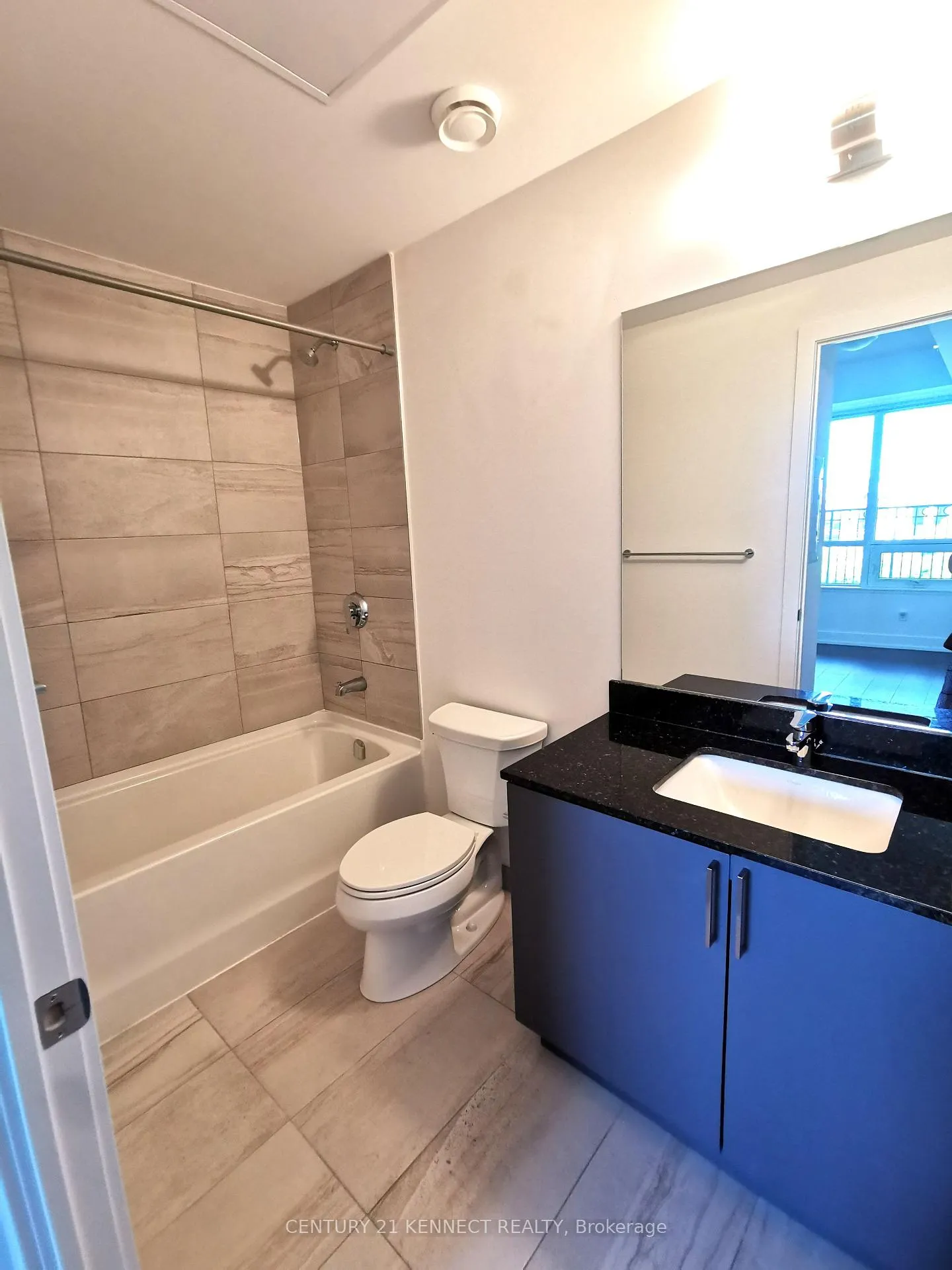 Photo 11 of Unit 307W, 268 Buchanan Drive, Markham, Unionville — HOMEH