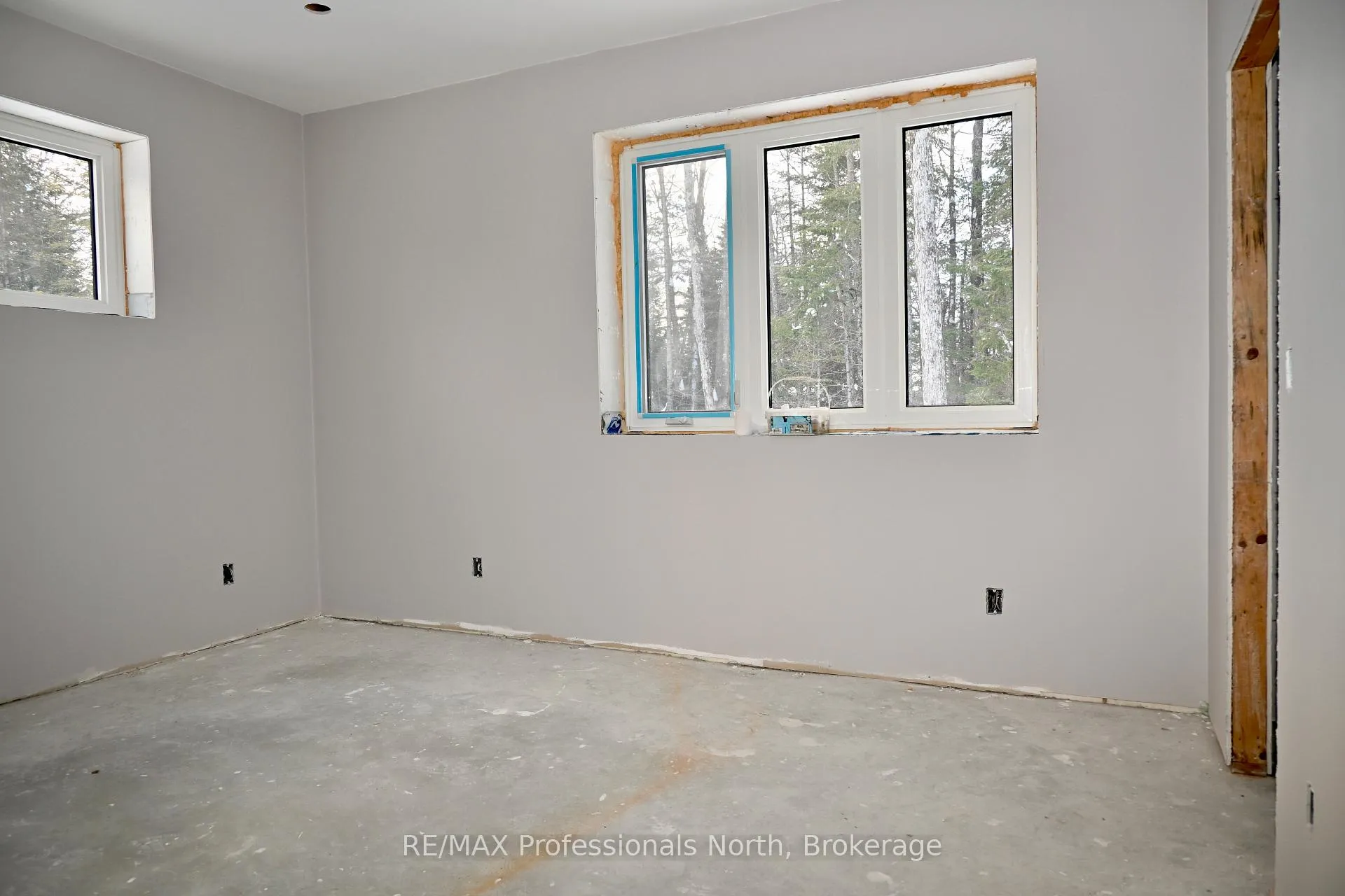 Photo 35 of 121 Loon Lake Road, Magnetawan — HOMEH