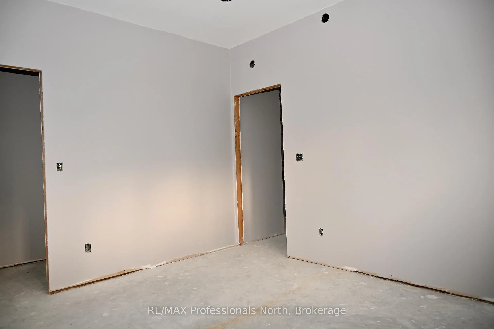 Photo 43 of 121 Loon Lake Road, Magnetawan — HOMEH