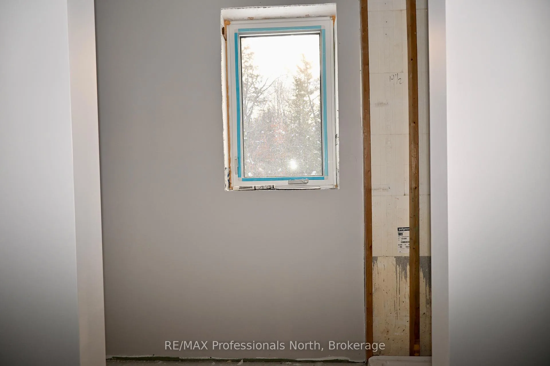 Photo 57 of 121 Loon Lake Road, Magnetawan — HOMEH