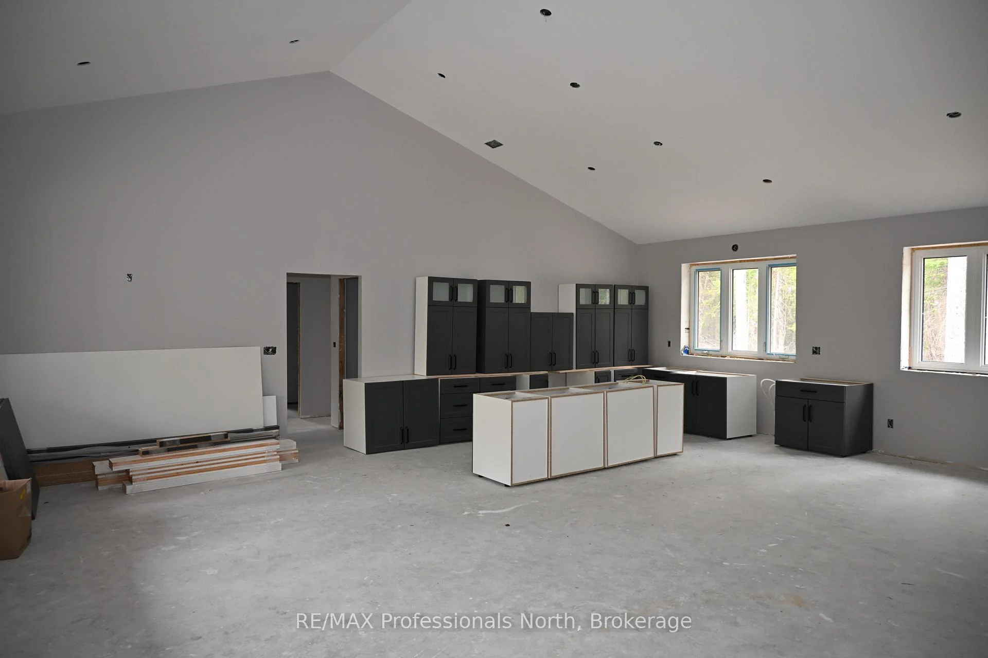 Photo 9 of 121 Loon Lake Road, Magnetawan — HOMEH