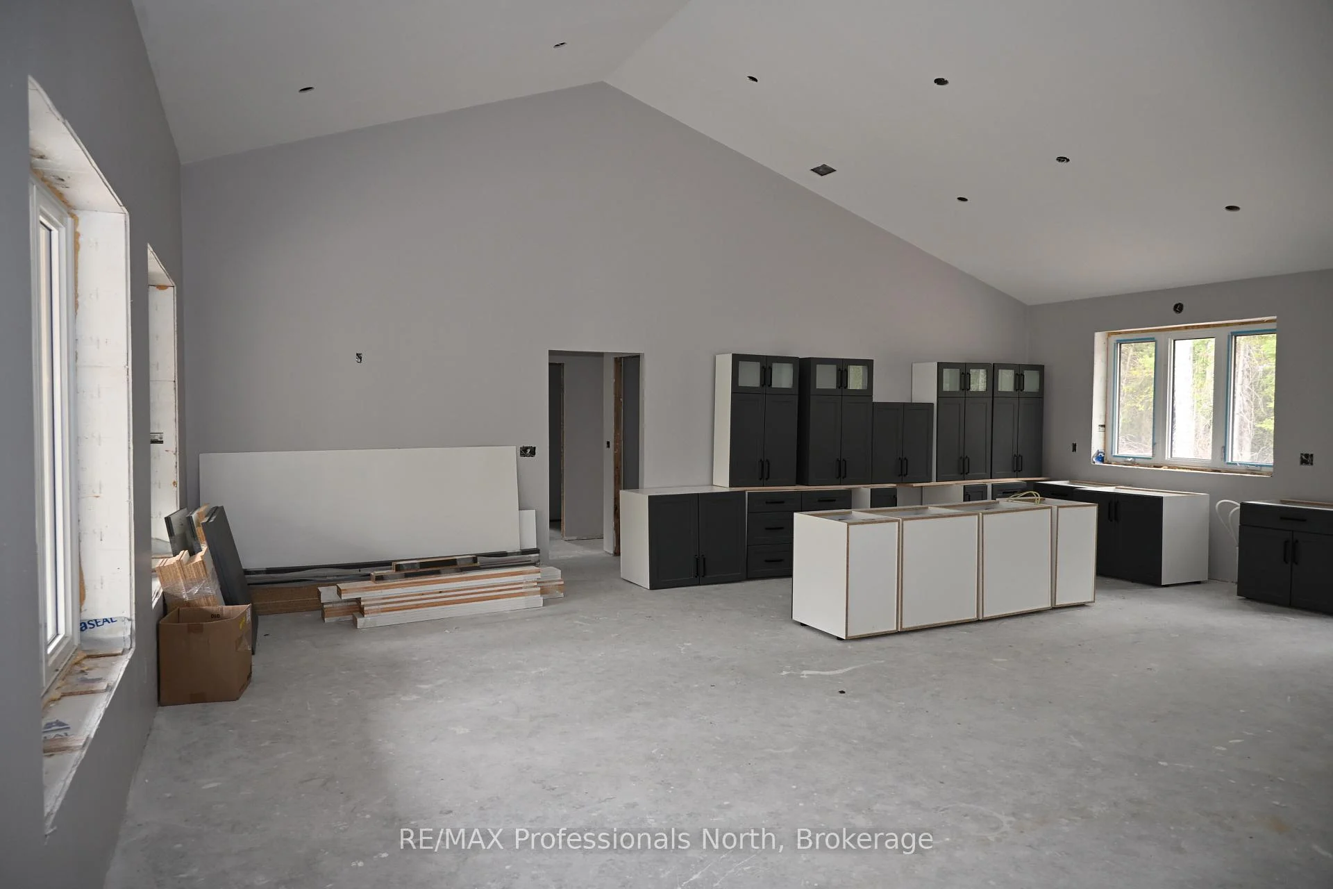 Photo 10 of 121 Loon Lake Road, Magnetawan — HOMEH