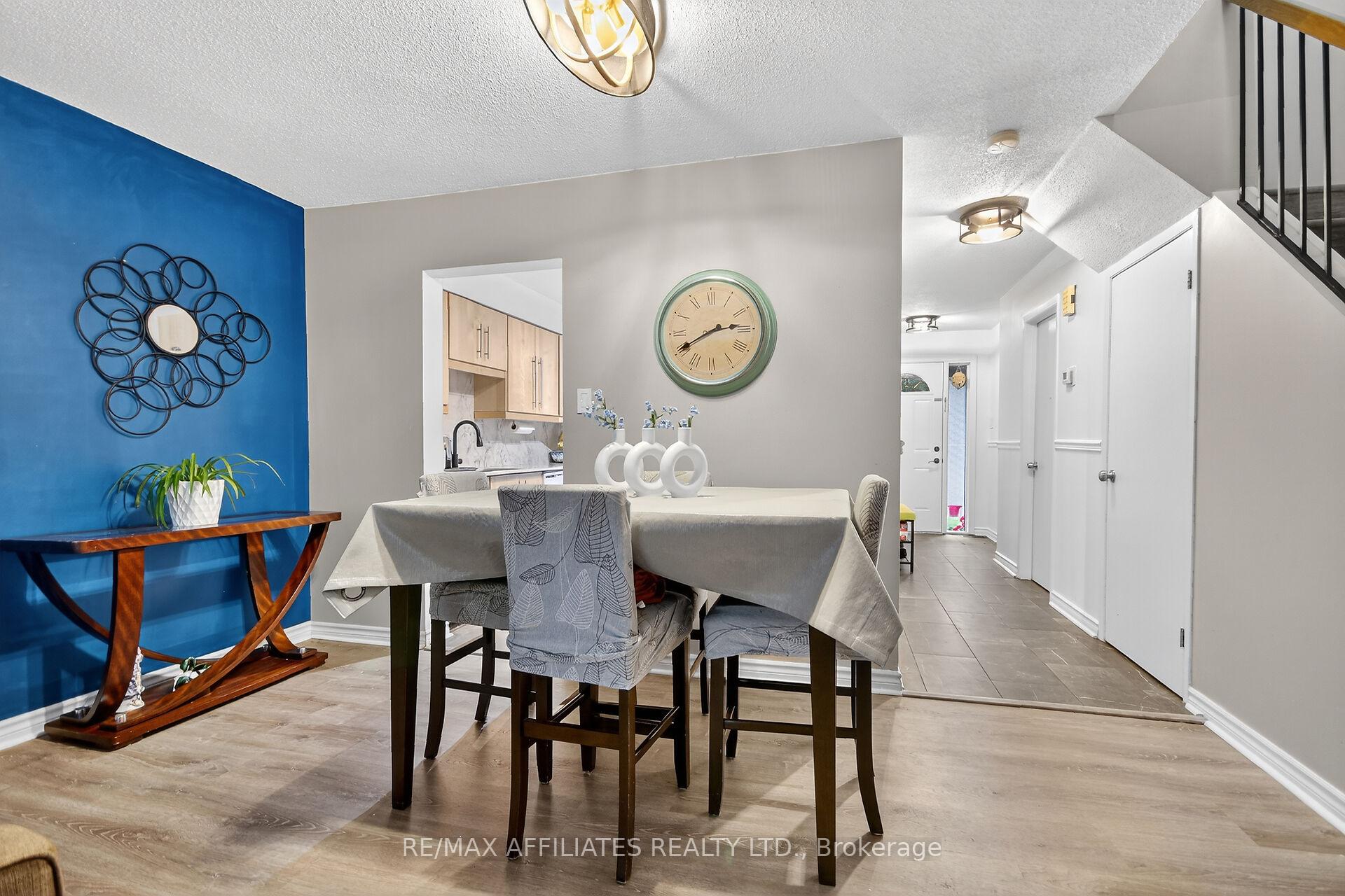 Photo 7 of Unit 17, 73 Clarkson Crescent, Ottawa, Kanata - Katimavik — HOMEH