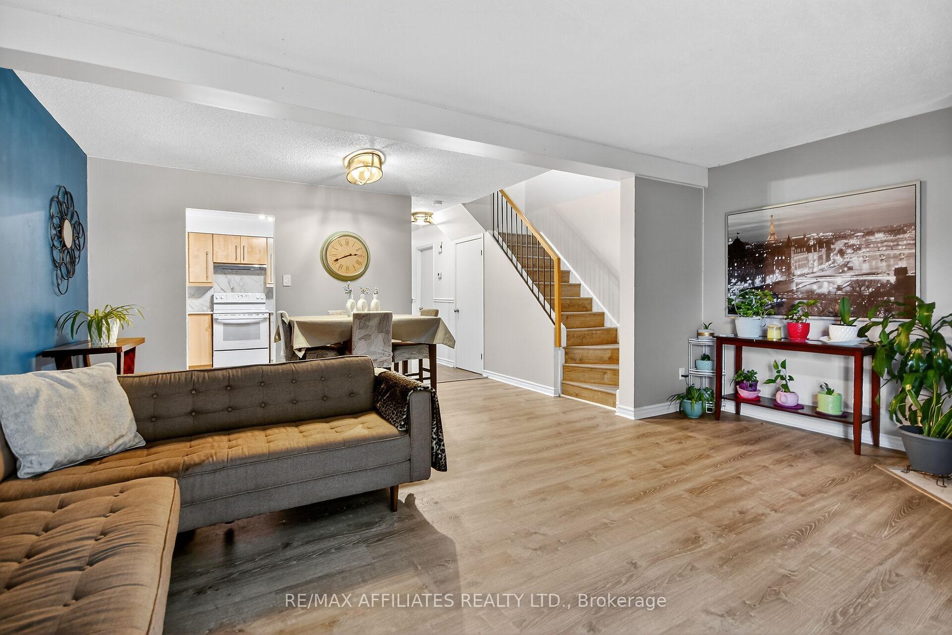 Photo 9 of Unit 17, 73 Clarkson Crescent, Ottawa, Kanata - Katimavik — HOMEH
