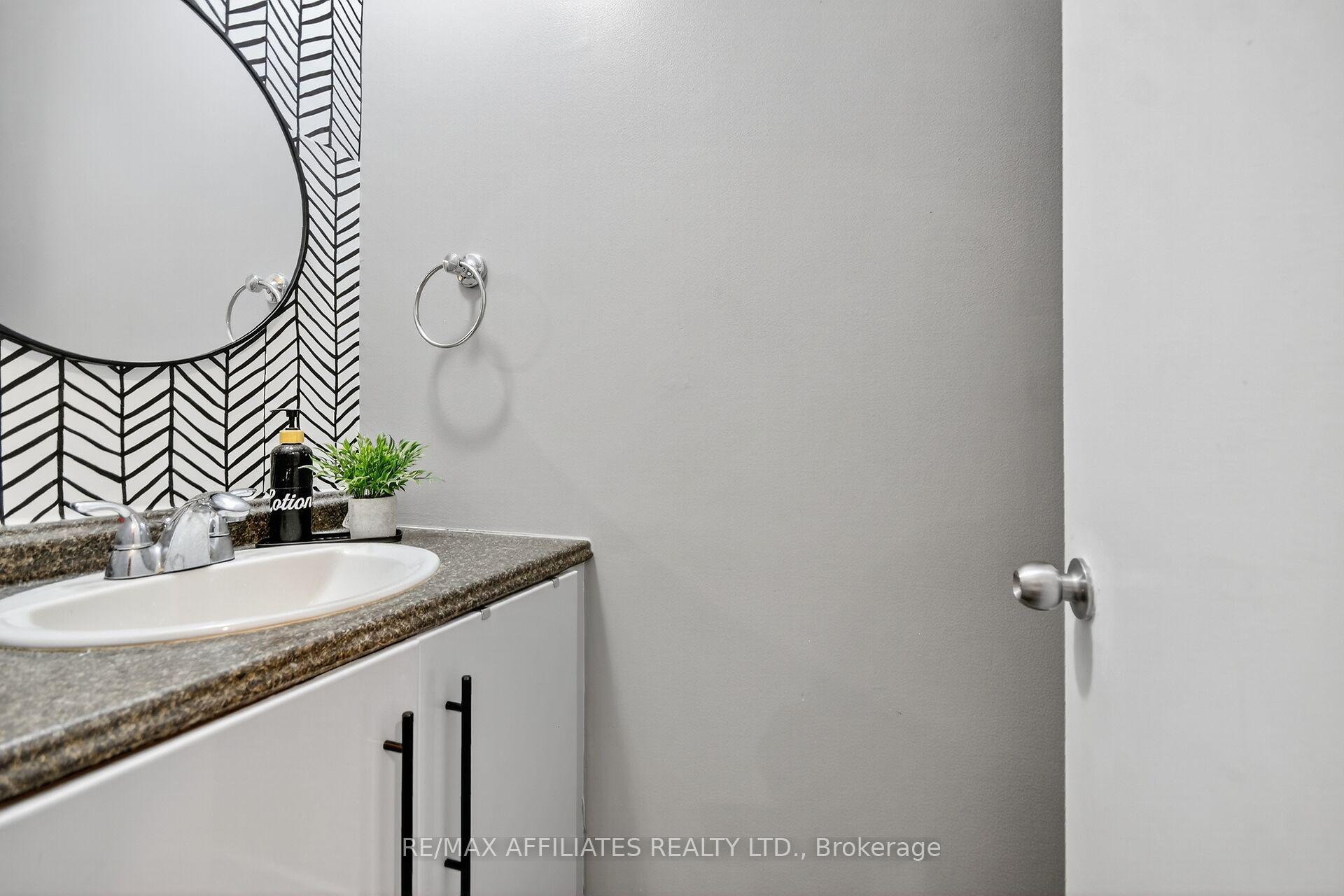 Photo 11 of Unit 17, 73 Clarkson Crescent, Ottawa, Kanata - Katimavik — HOMEH