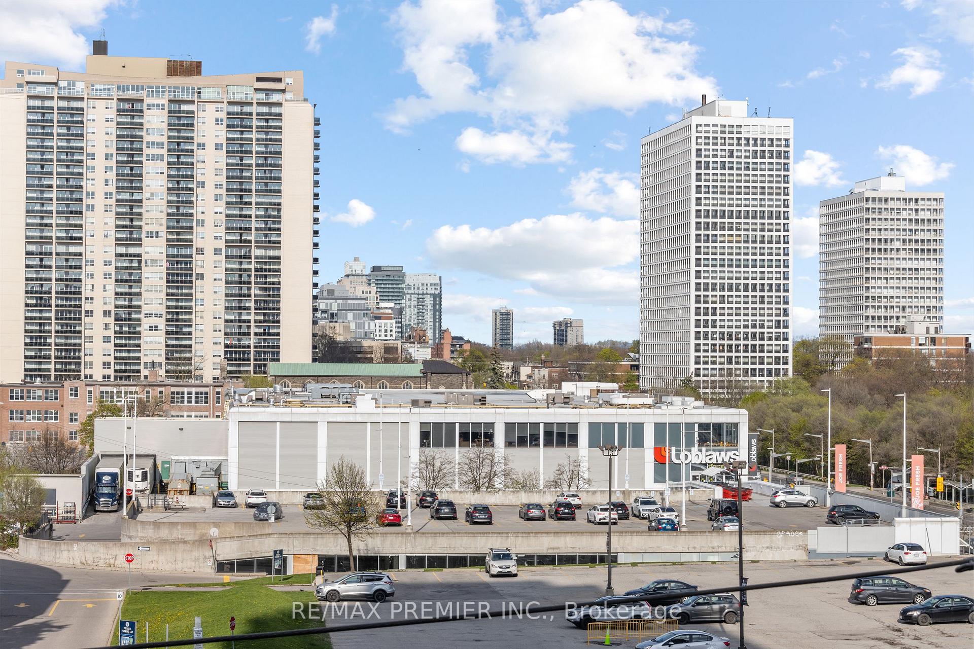 Photo 37 of Unit 404, 1486 Bathurst Street, Toronto, Humewood-Cedarvale — HOMEH