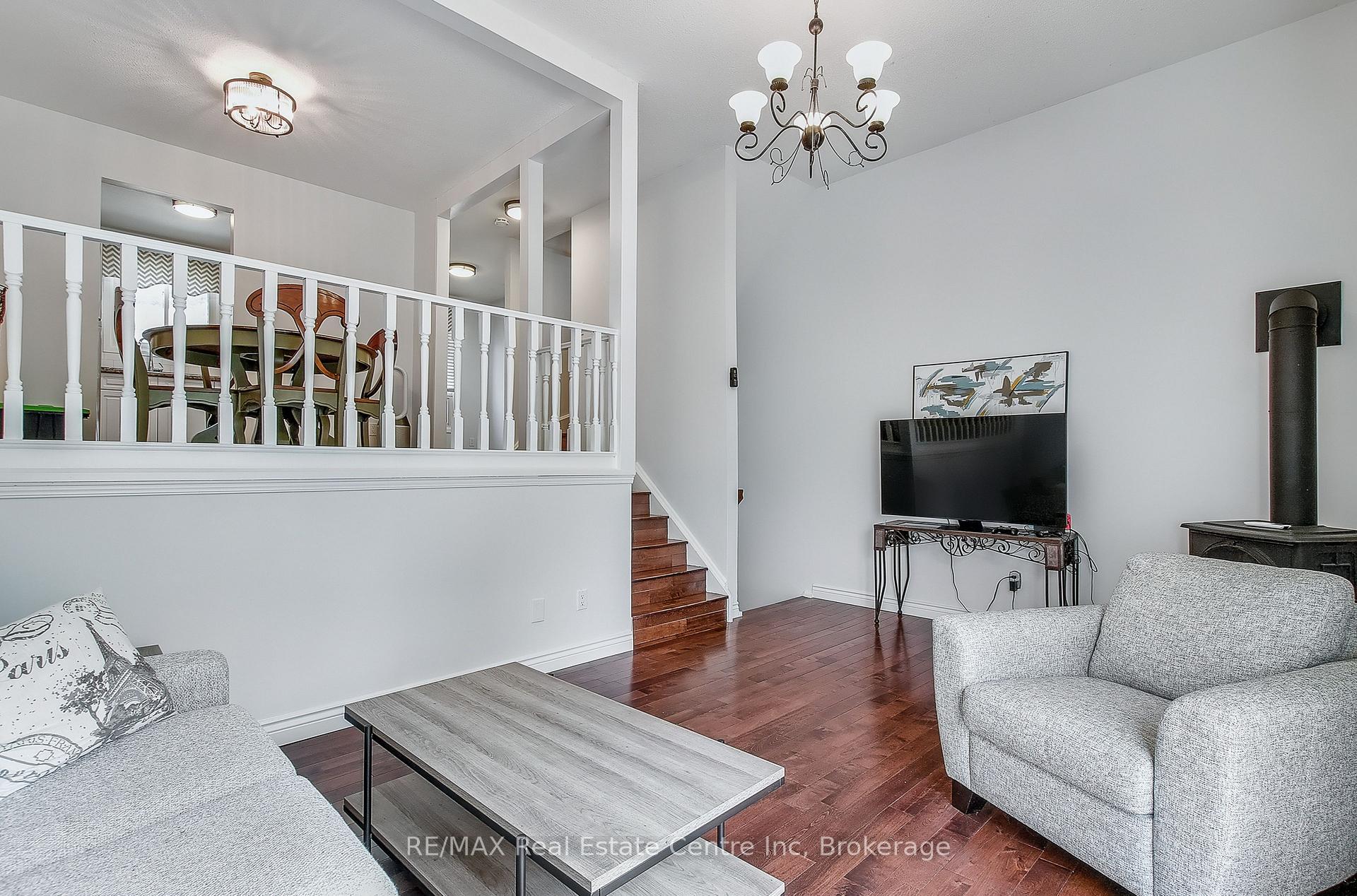 Photo 10 of Unit 35, 80 Old Country Drive, Kitchener — HOMEH