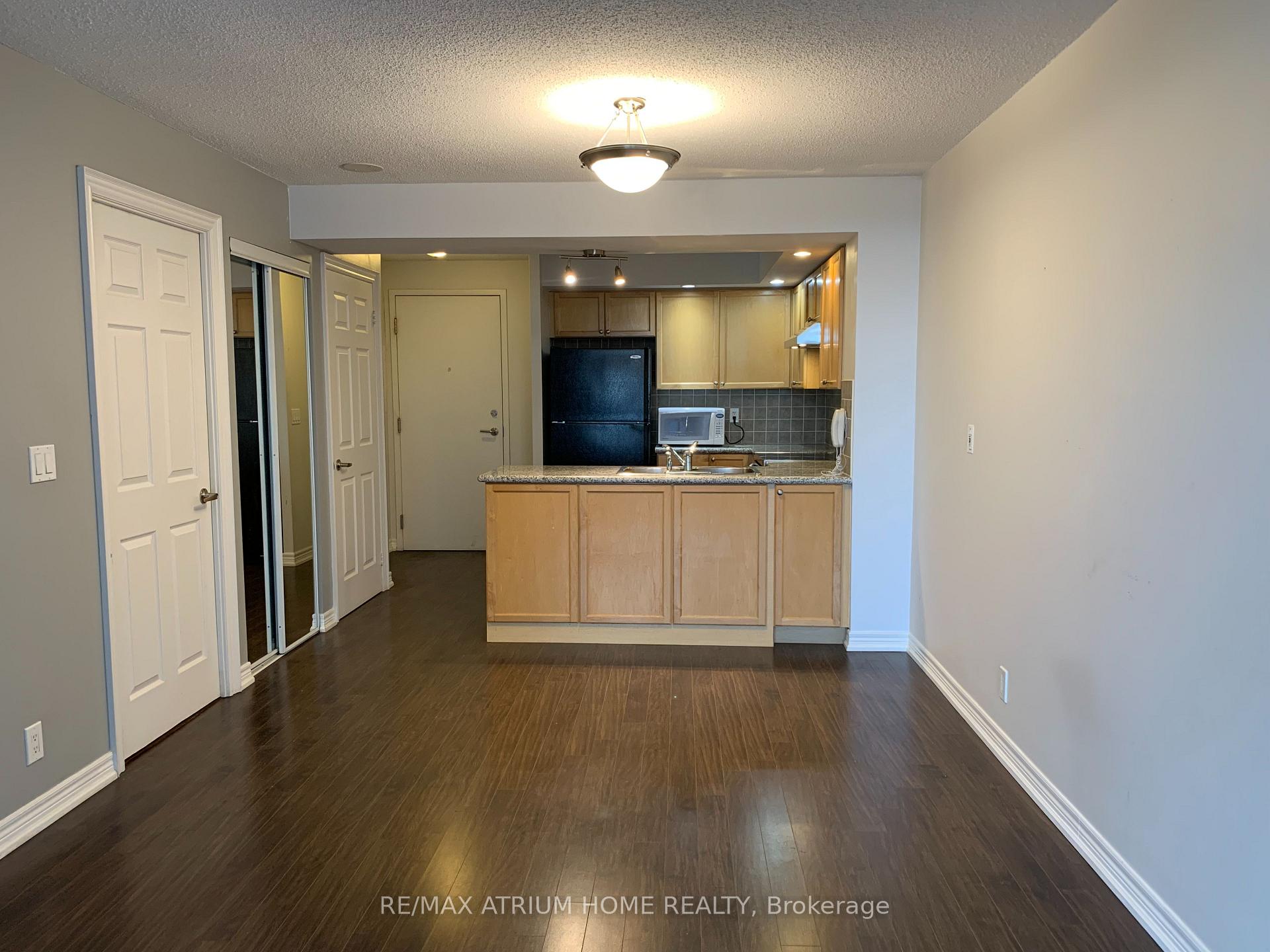 Photo 5 of Unit #731, 33 Cox Boulevard, Markham, Unionville — HOMEH