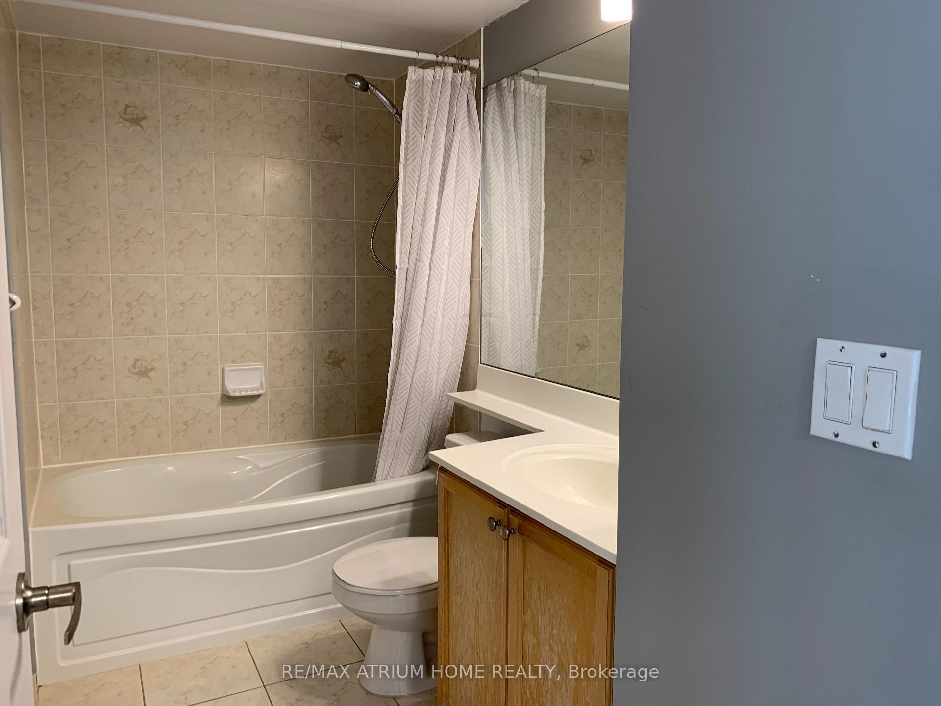 Photo 12 of Unit #731, 33 Cox Boulevard, Markham, Unionville — HOMEH