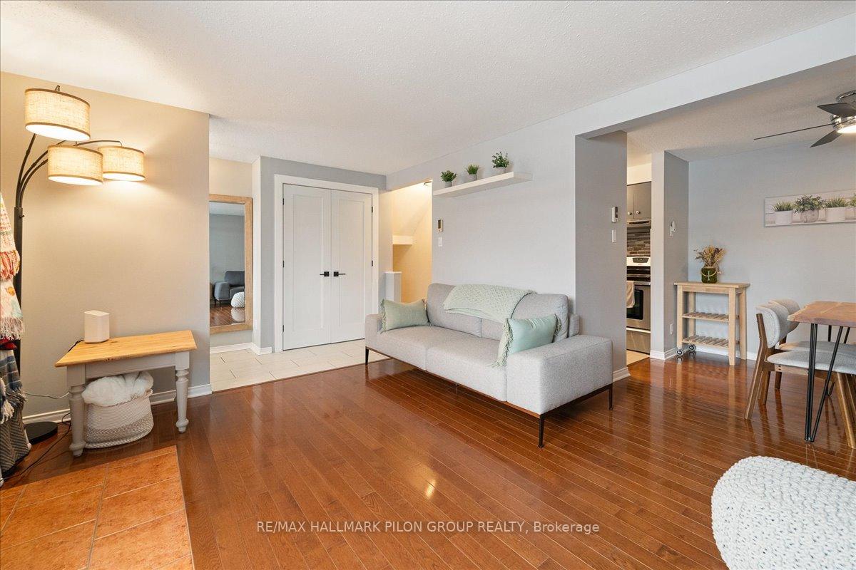 Photo 4 of Unit 85A, 758 St. Andre Drive, Ottawa, Hiawatha Park/Convent Glen — HOMEH