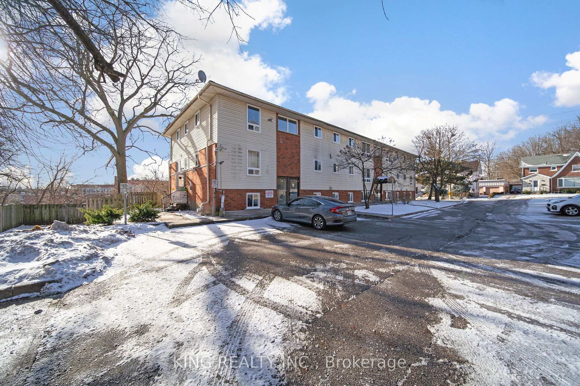 Photo 24 of Unit 1, 119 Cedar Street S, Kitchener, Cedar Hill — HOMEH