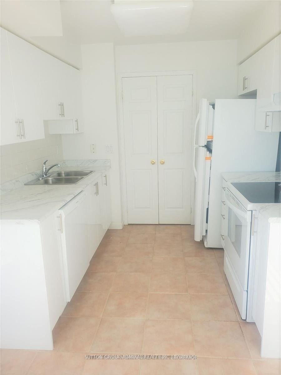 Photo 5 of Unit 612, 5 Emerald Lane, Vaughan, Crestwood-Springfarm-Yorkhill — HOMEH