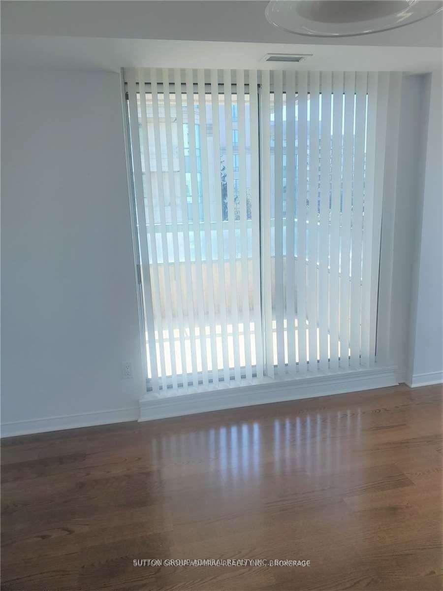 Photo 6 of Unit 612, 5 Emerald Lane, Vaughan, Crestwood-Springfarm-Yorkhill — HOMEH