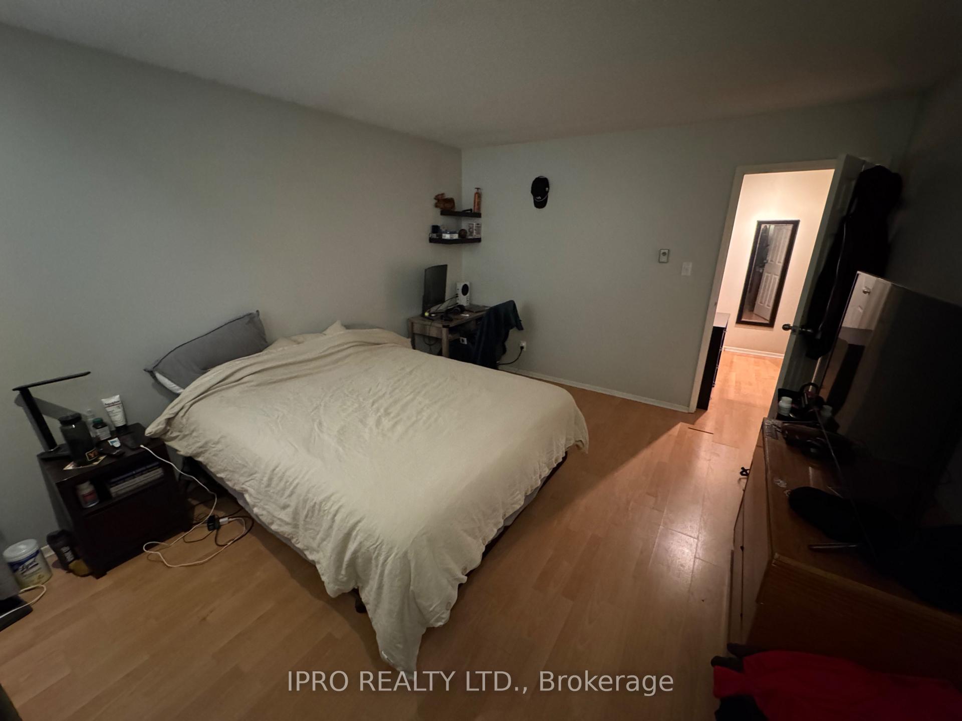 Photo 17 of 366 Scottsdale Drive, Guelph, Dovercliffe Park/Old University — HOMEH