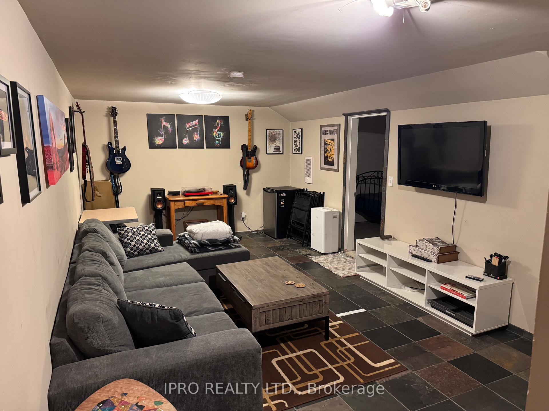 Photo 20 of 366 Scottsdale Drive, Guelph, Dovercliffe Park/Old University — HOMEH
