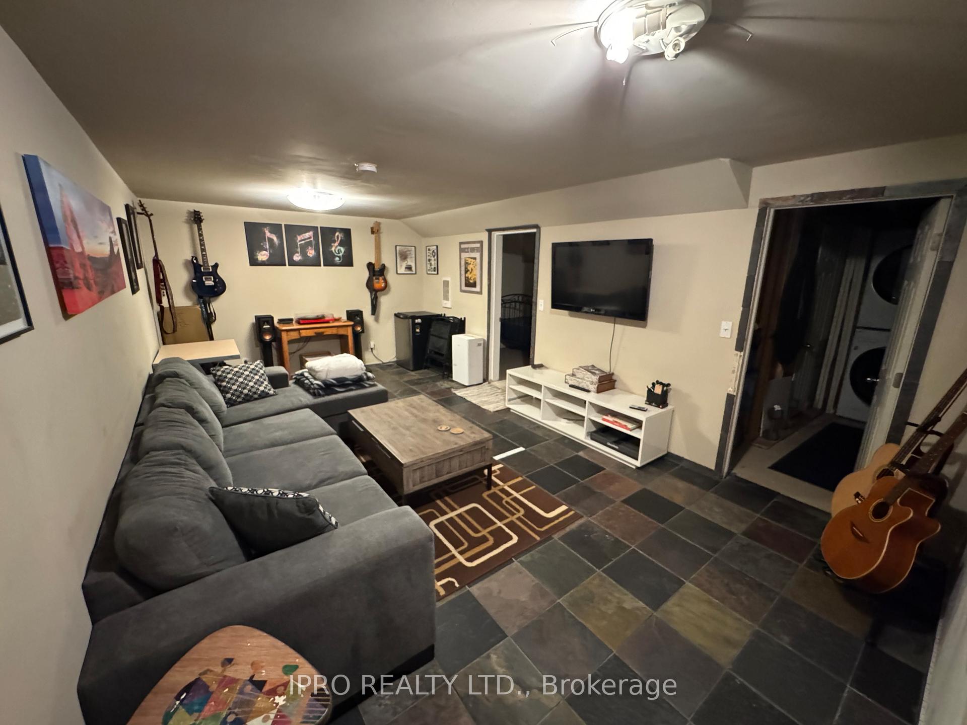 Photo 21 of 366 Scottsdale Drive, Guelph, Dovercliffe Park/Old University — HOMEH