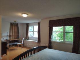 Photo 8 of 15 Albert Baily Way, Markham, Buttonville — HOMEH