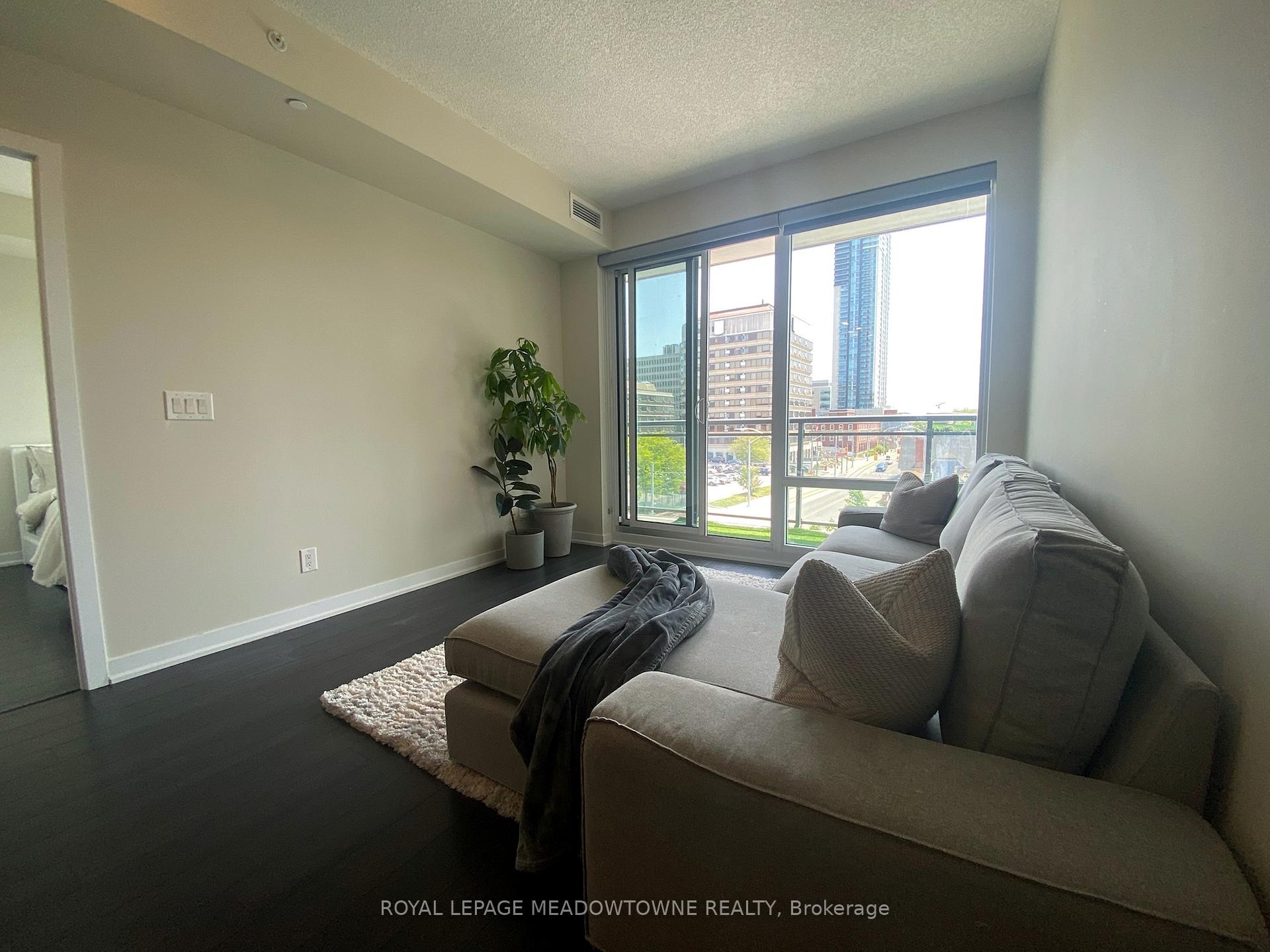 Photo 10 of Unit 404, 85 Duke Street W, Kitchener, City Commercial Core — HOMEH