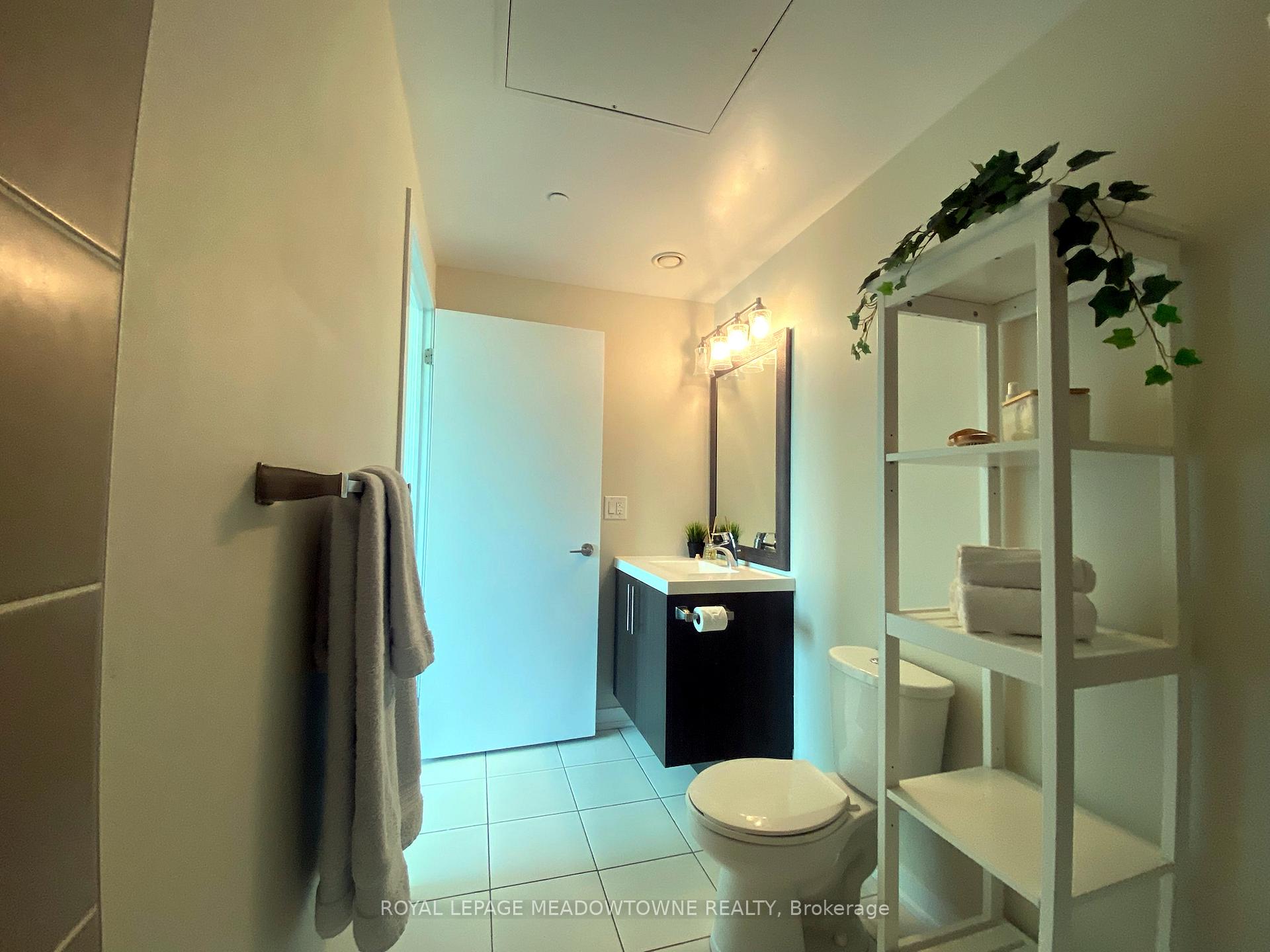 Photo 18 of Unit 404, 85 Duke Street W, Kitchener, City Commercial Core — HOMEH