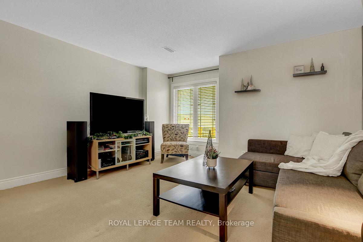 Photo 9 of Unit 18, 208 Chapman Mills Drive, Ottawa, Barrhaven - Strandherd — HOMEH