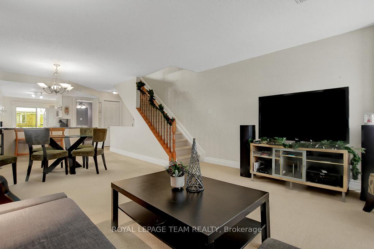 Photo 11 of Unit 18, 208 Chapman Mills Drive, Ottawa, Barrhaven - Strandherd — HOMEH